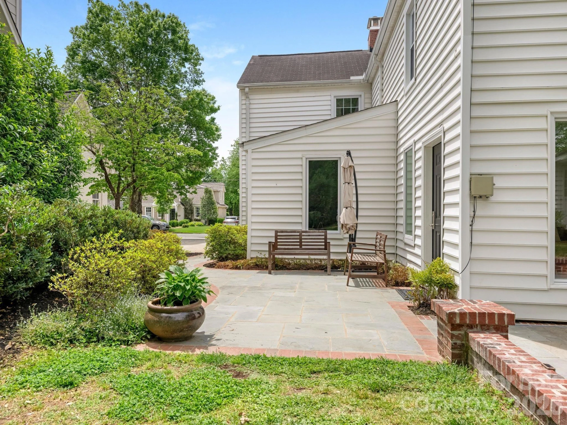 225 Altondale Avenue - Photo 28