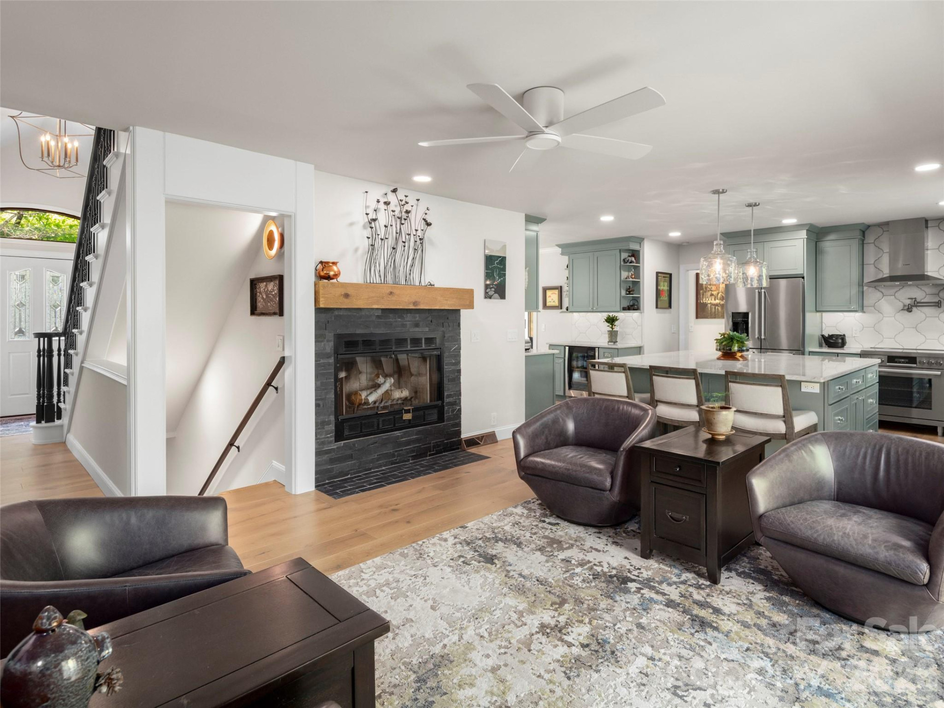 152 Eastmoor Drive - Photo 5