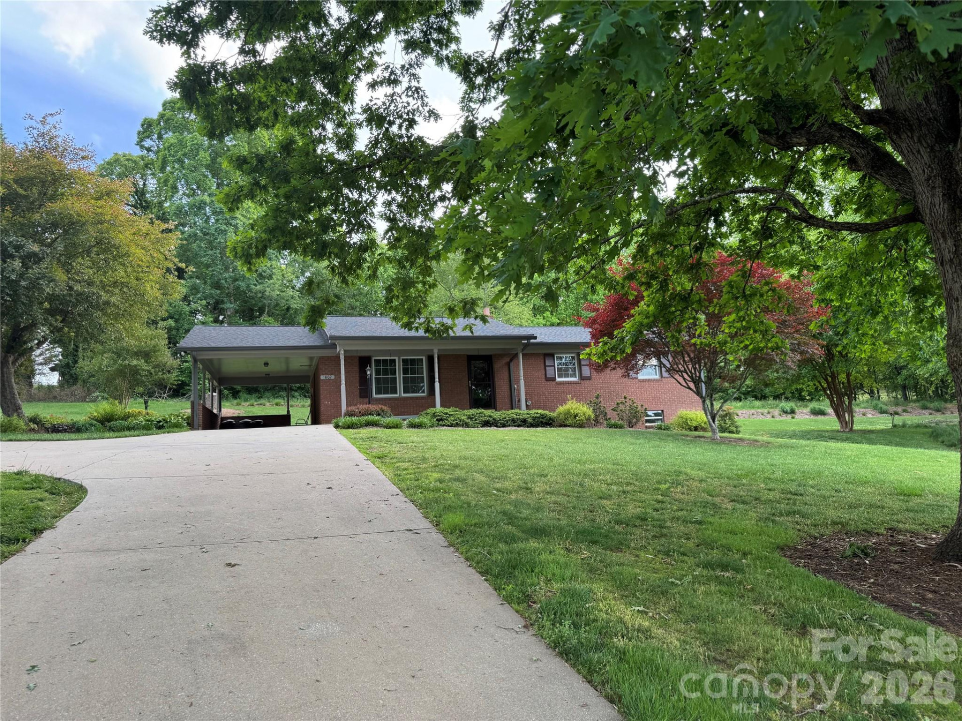 1802 Hopewell Road - Photo 2
