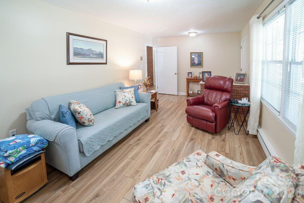 1802 Hopewell Road - Photo 14