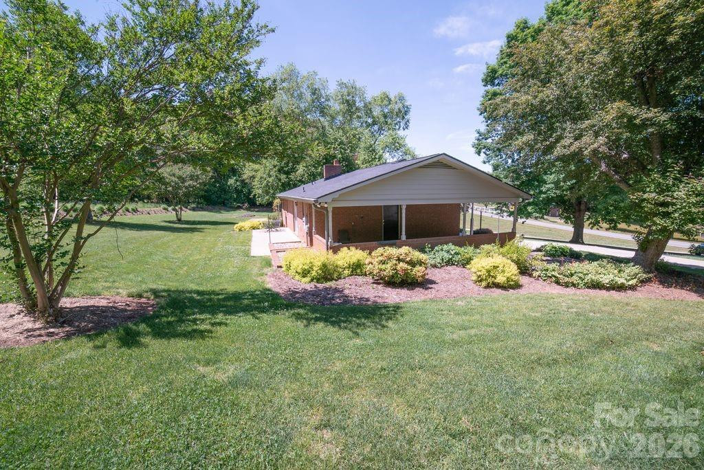 1802 Hopewell Road - Photo 5