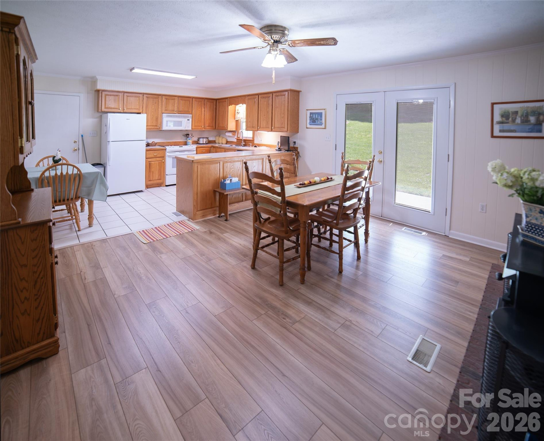 1802 Hopewell Road - Photo 6