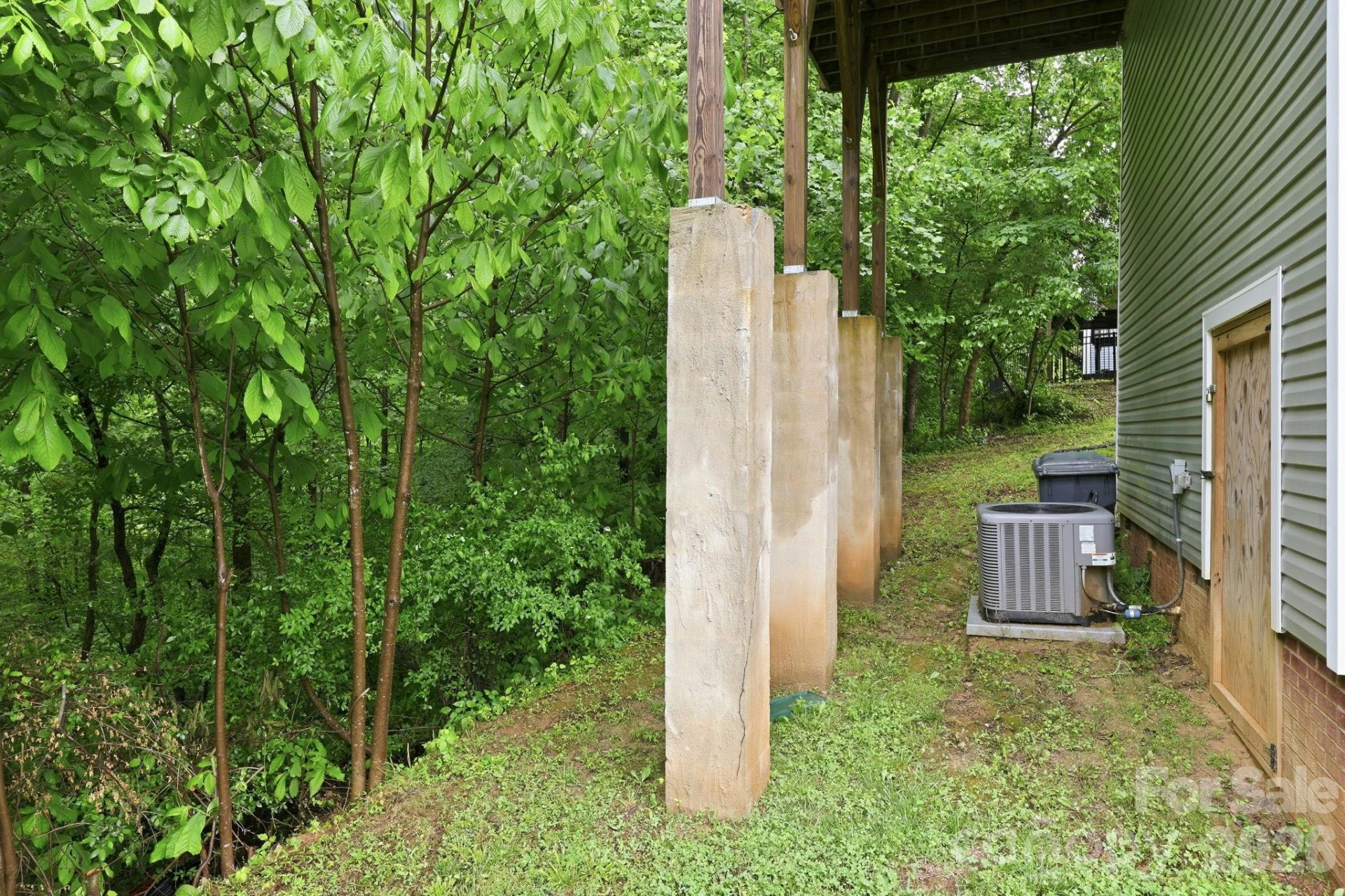 8207 Dumphries Drive - Photo 42