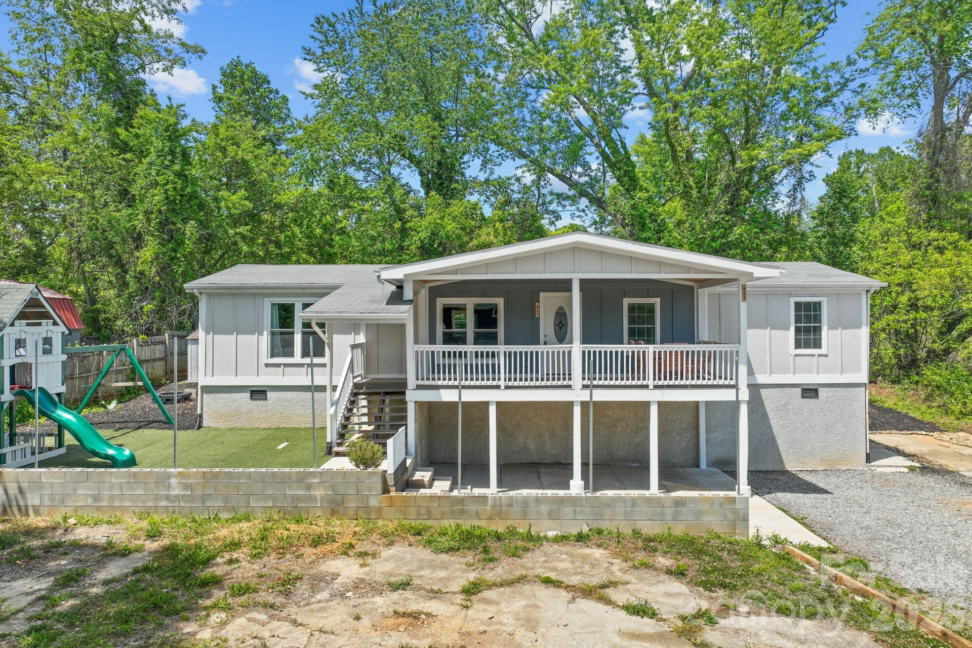 421 Emma Road
