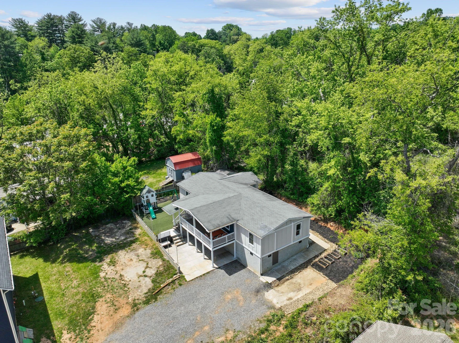 421 Emma Road - Photo 2