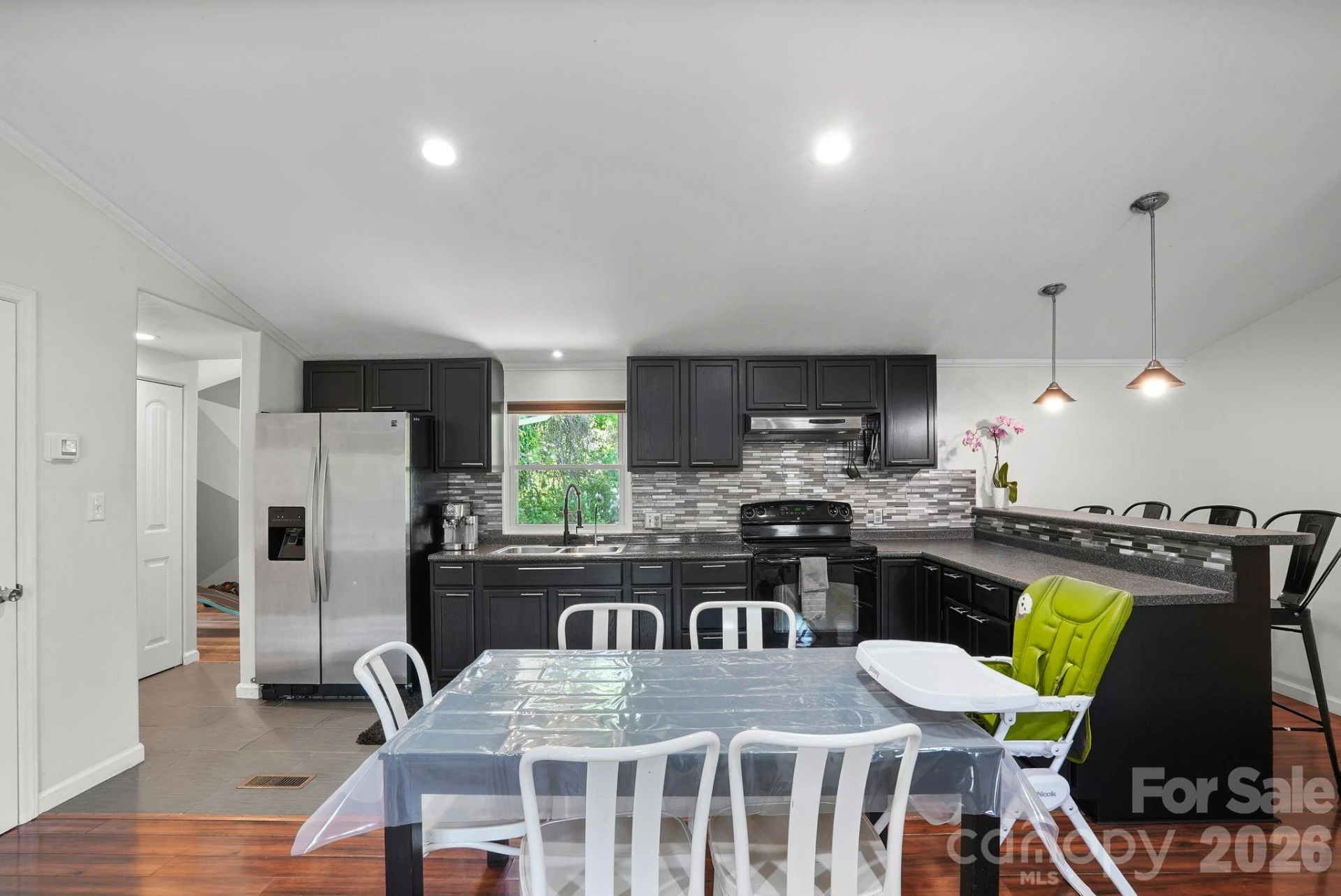 421 Emma Road - Photo 11