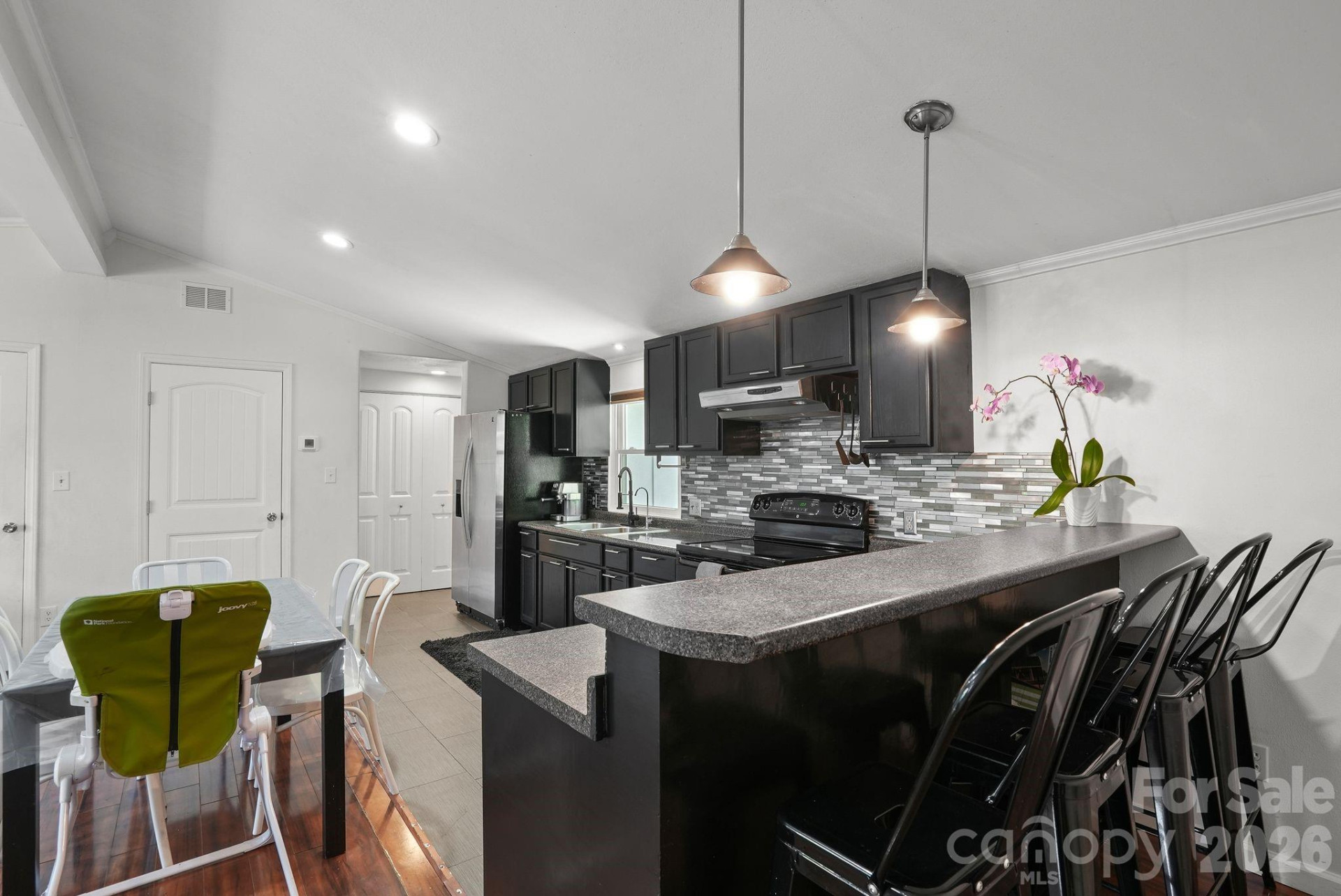 421 Emma Road - Photo 12