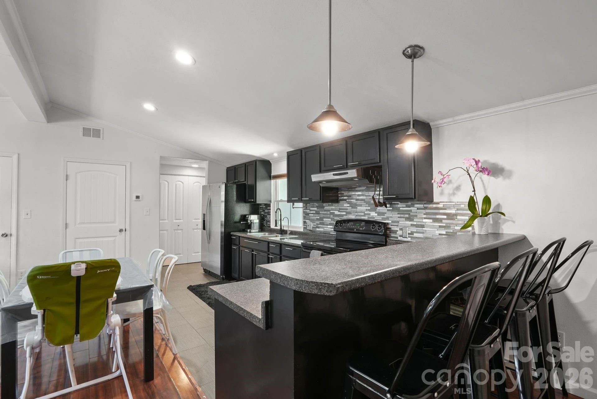 421 Emma Road - Photo 12