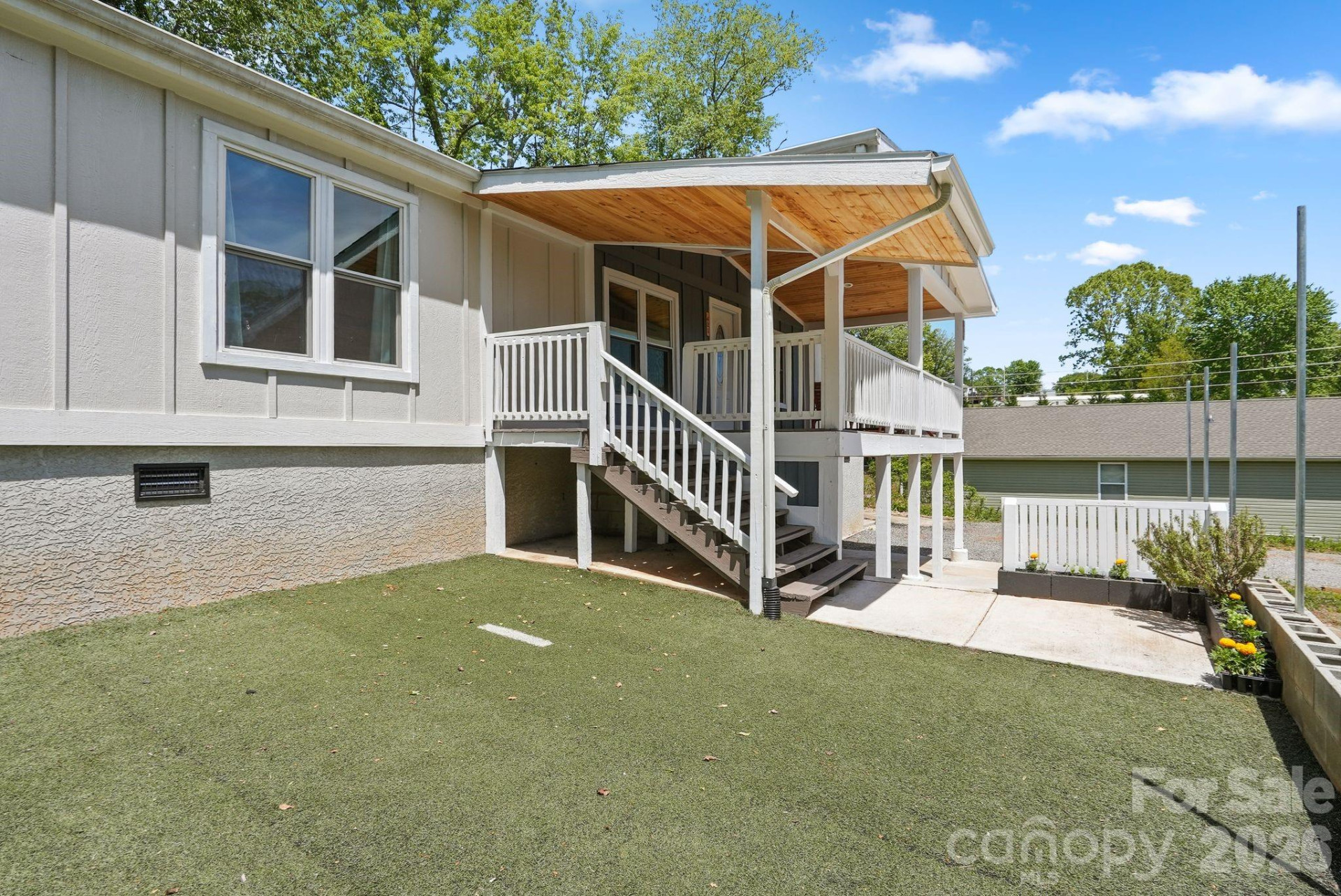 421 Emma Road - Photo 36