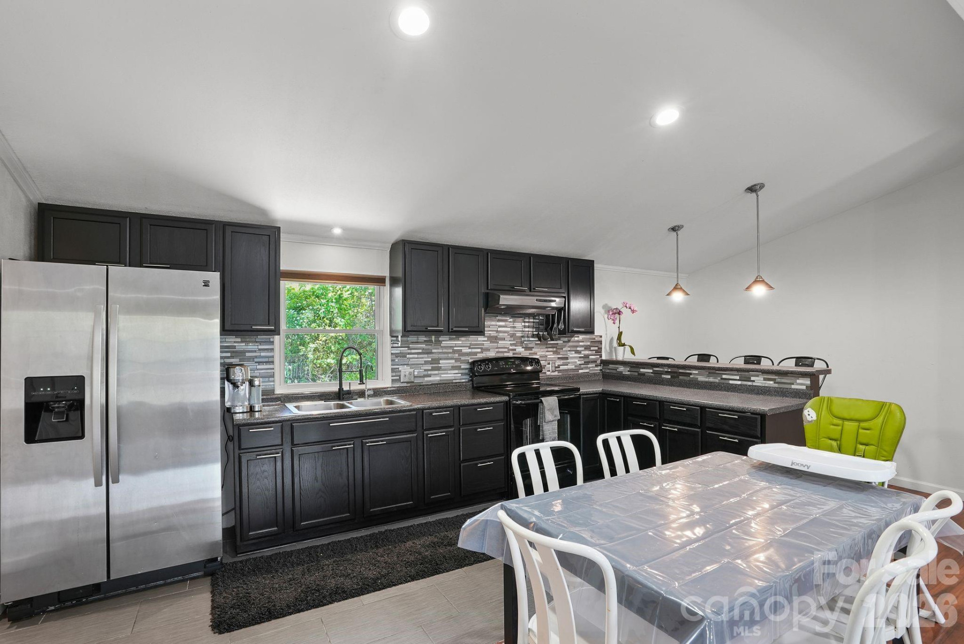 421 Emma Road - Photo 8