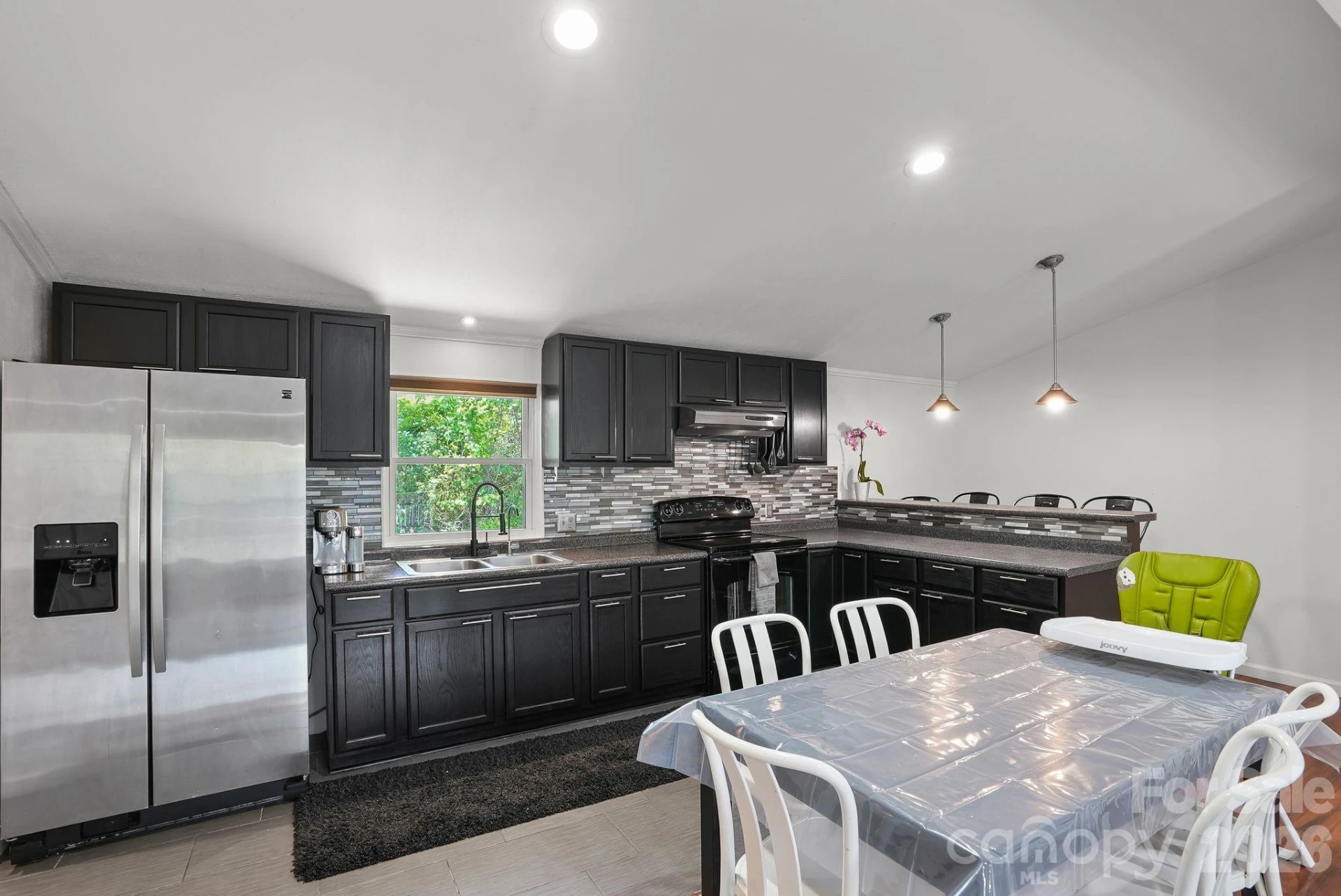 421 Emma Road - Photo 8