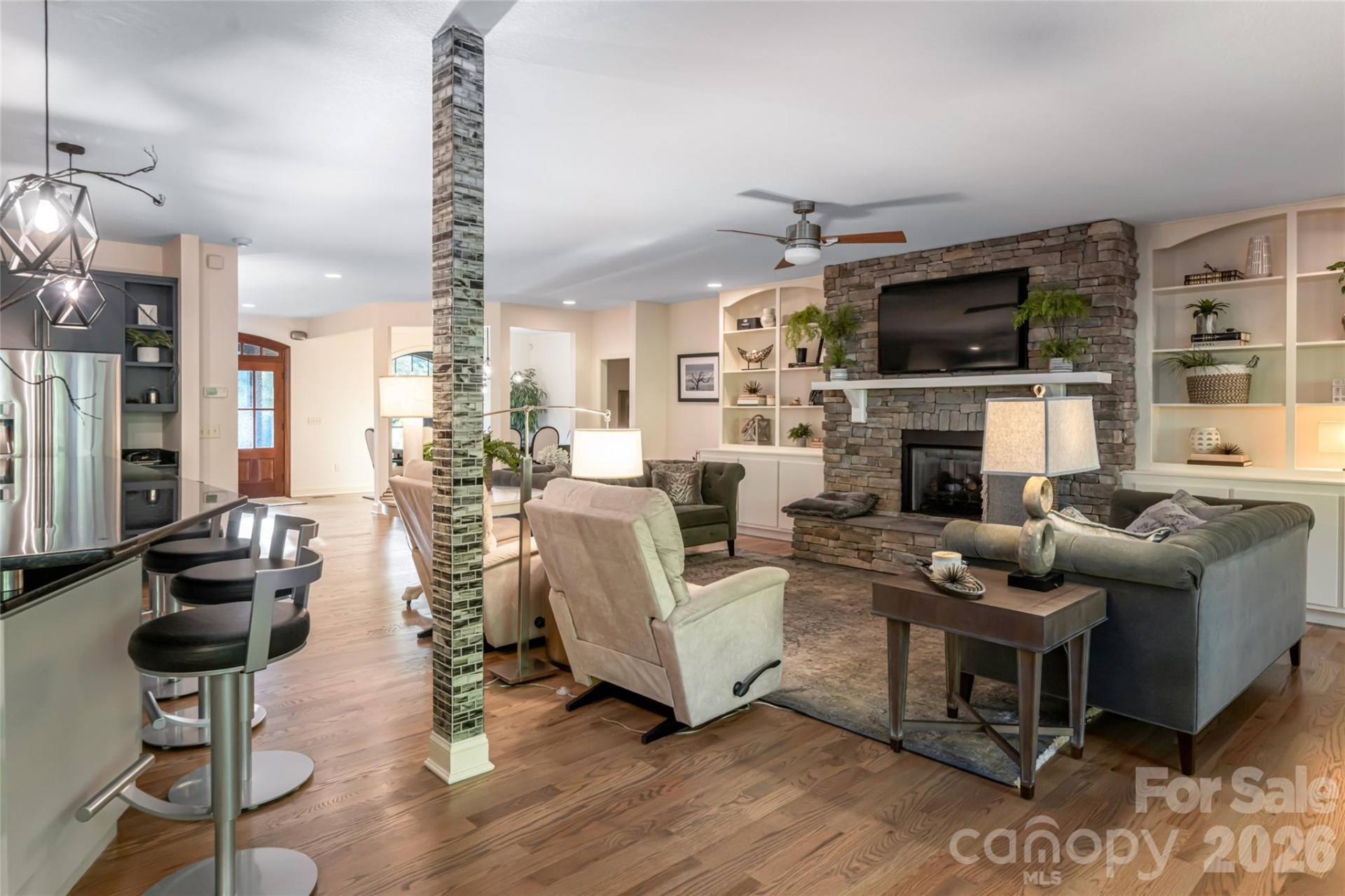 300 White Pine Drive - Photo 11