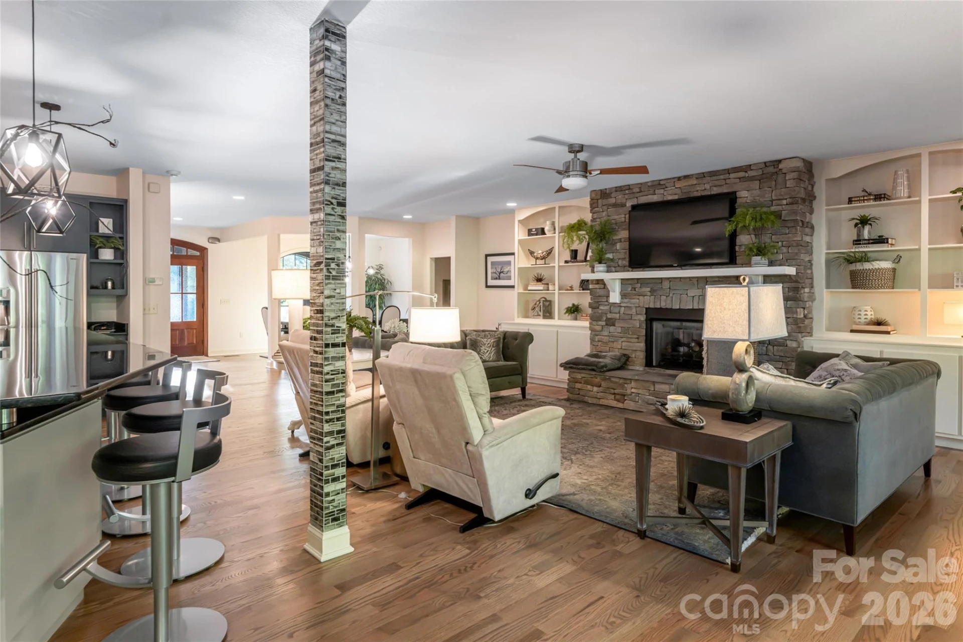 300 White Pine Drive - Photo 11