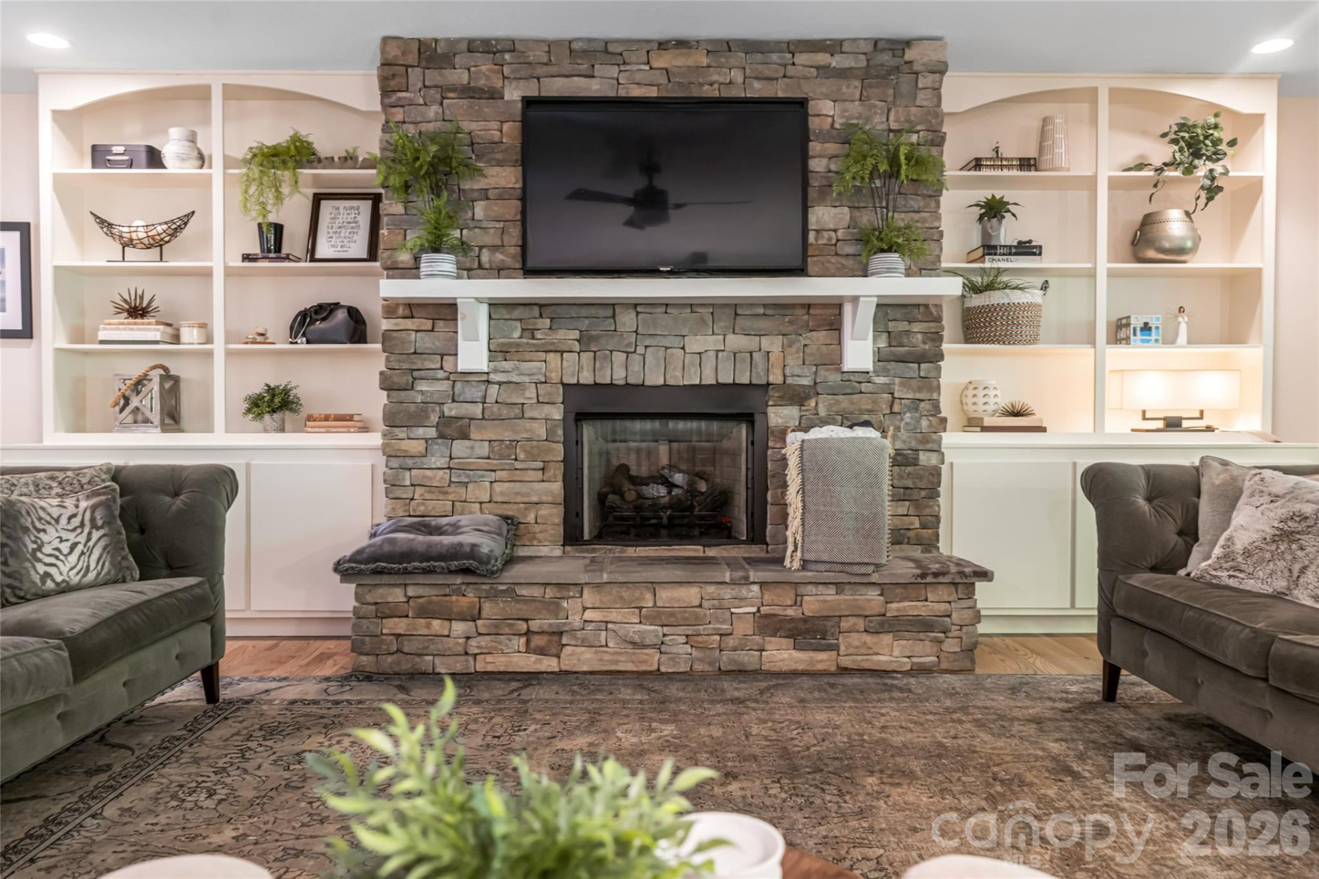 300 White Pine Drive - Photo 12