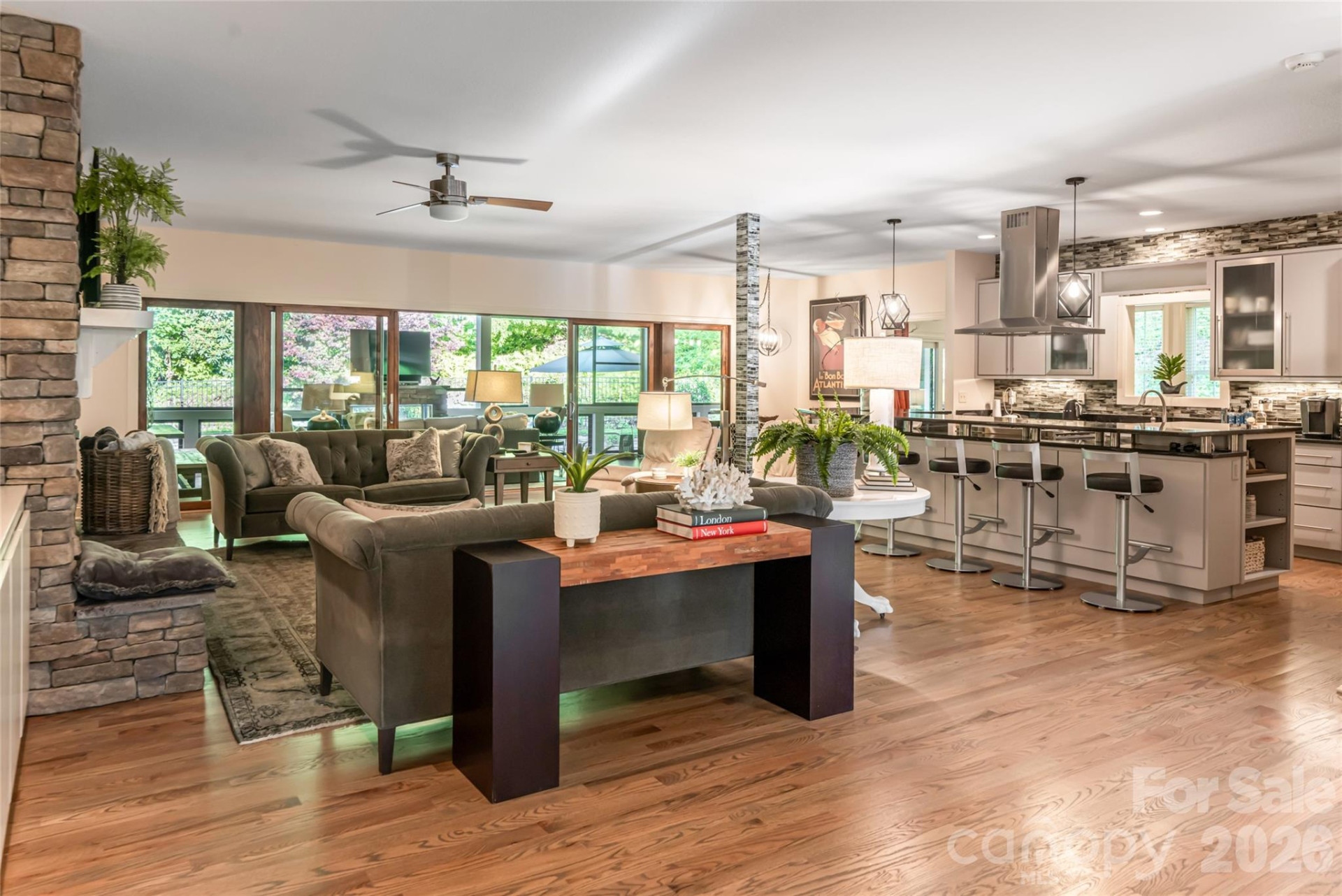300 White Pine Drive - Photo 10