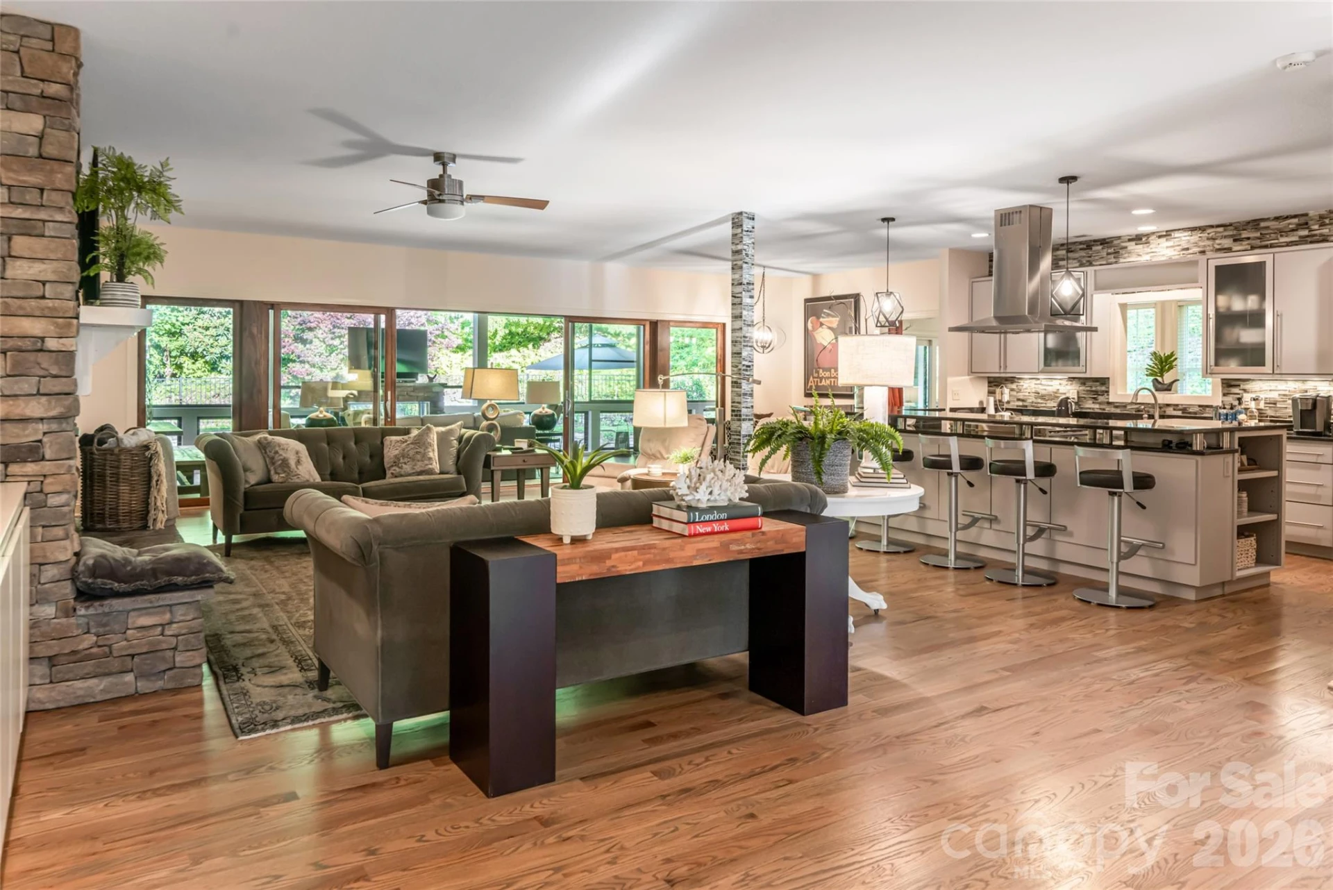 300 White Pine Drive - Photo 10