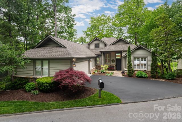12 Spring Ridge Lane, Hendersonville, NC, 28739