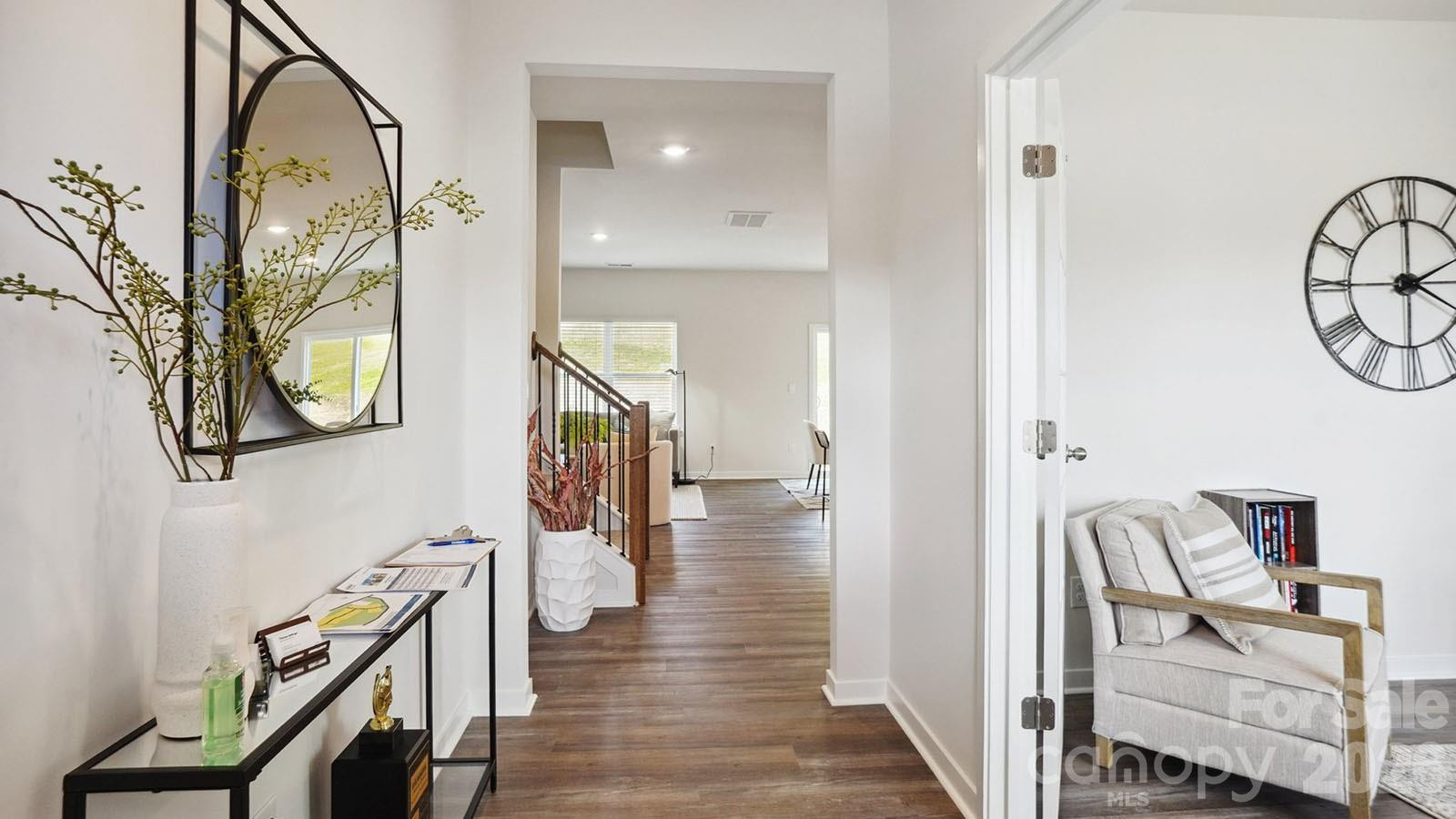 627 Country Oak Drive - Photo 3