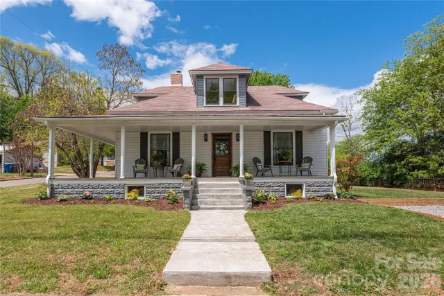 163 Pharr Street, Canton, NC, 28716