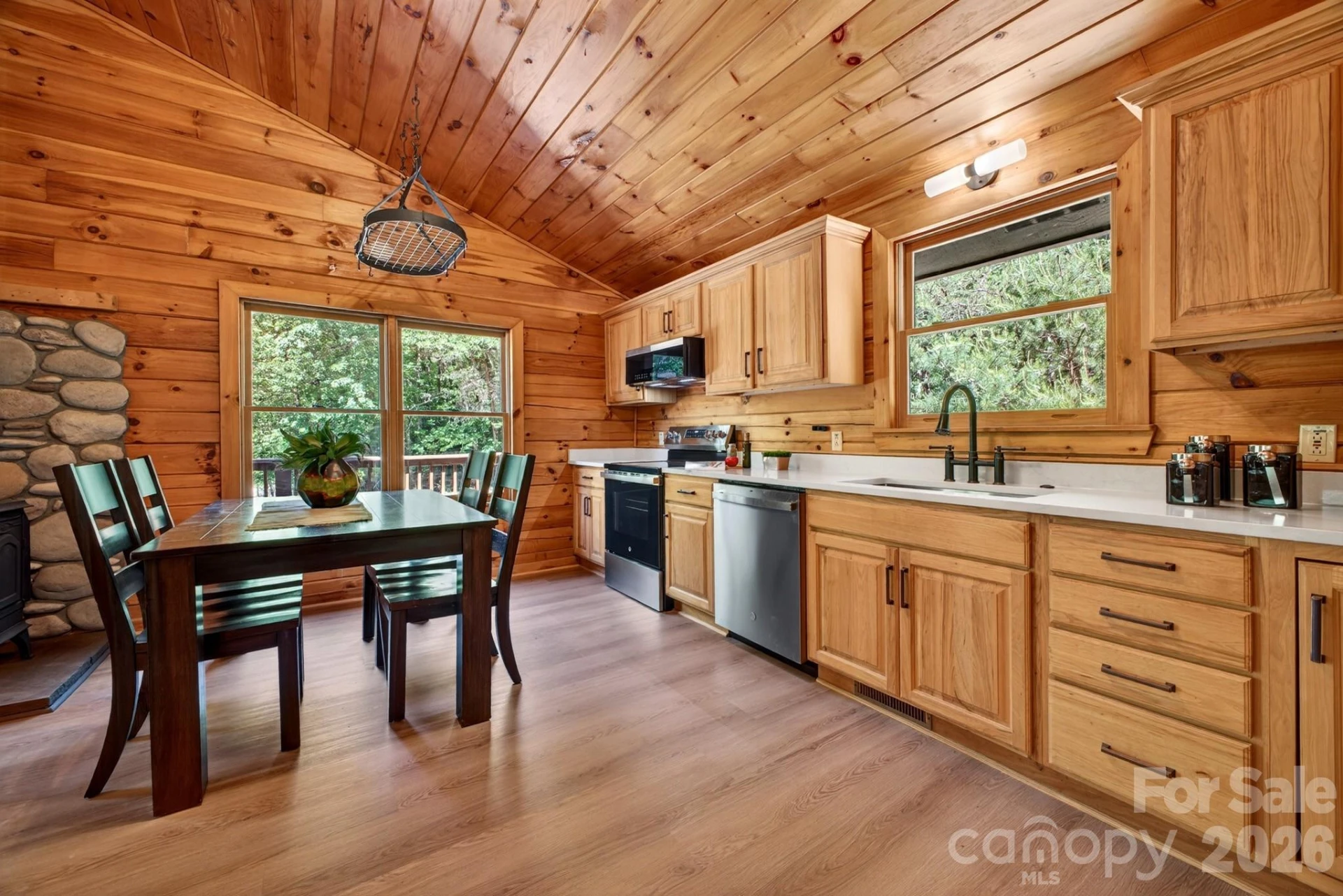 443 Cascades Parkway - Photo 3