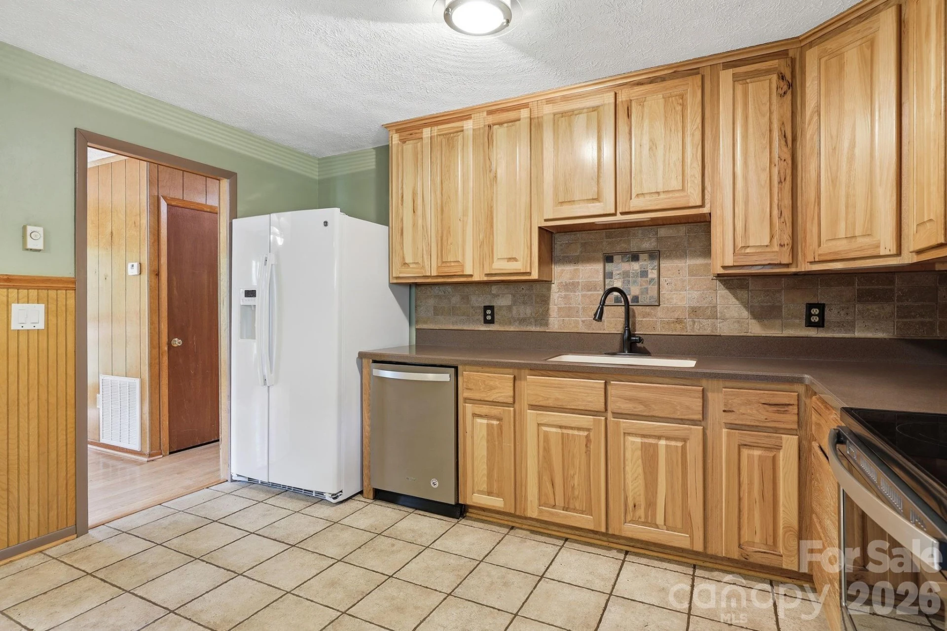 959 Oakmont Drive - Photo 8