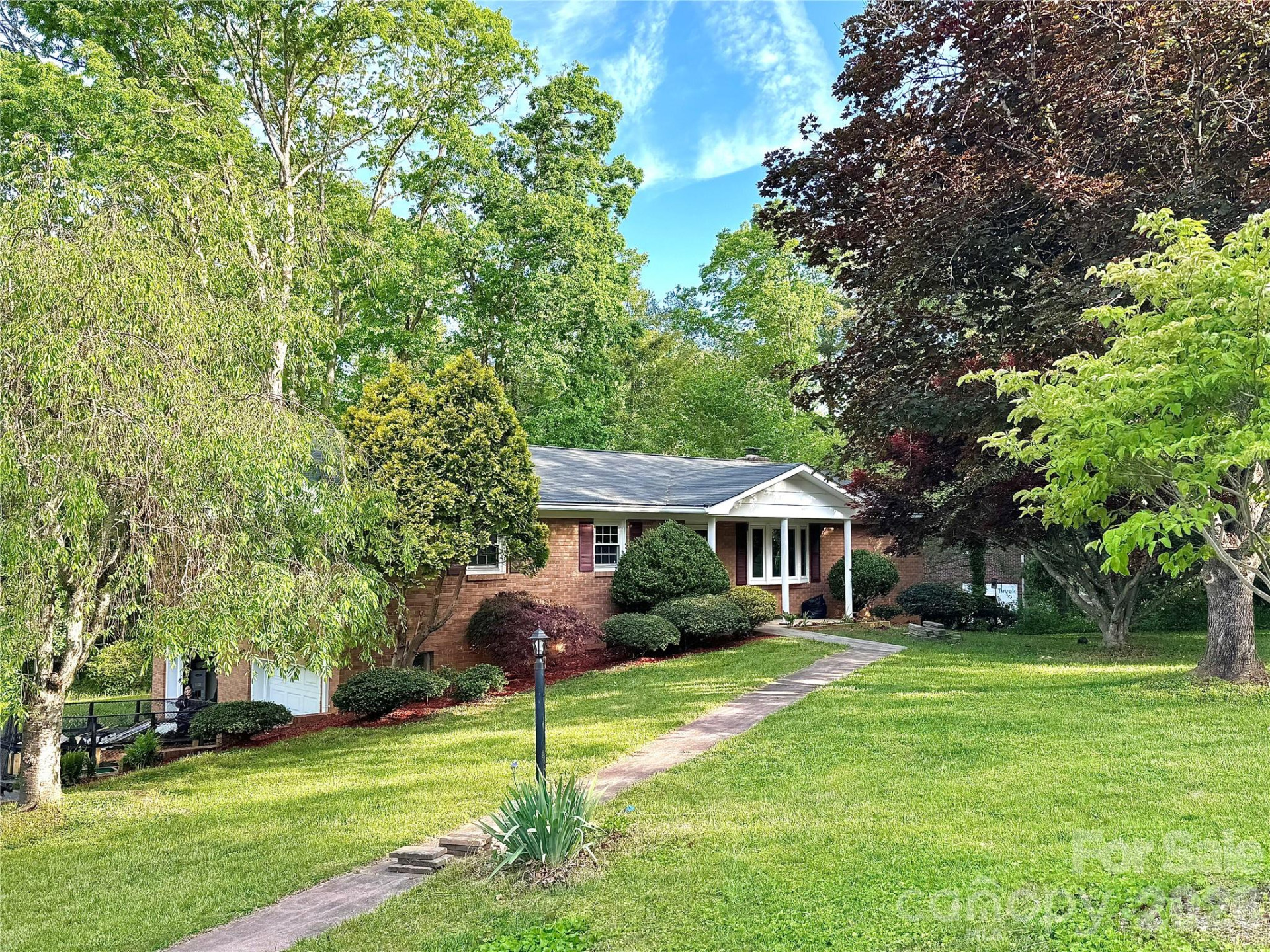 123 Castleton Lane - Photo 2