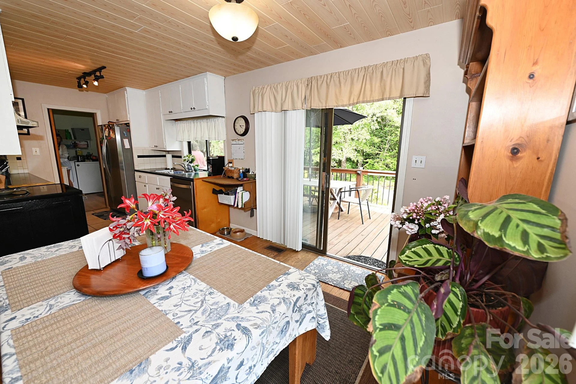 86 King Arthurs Court - Photo 13
