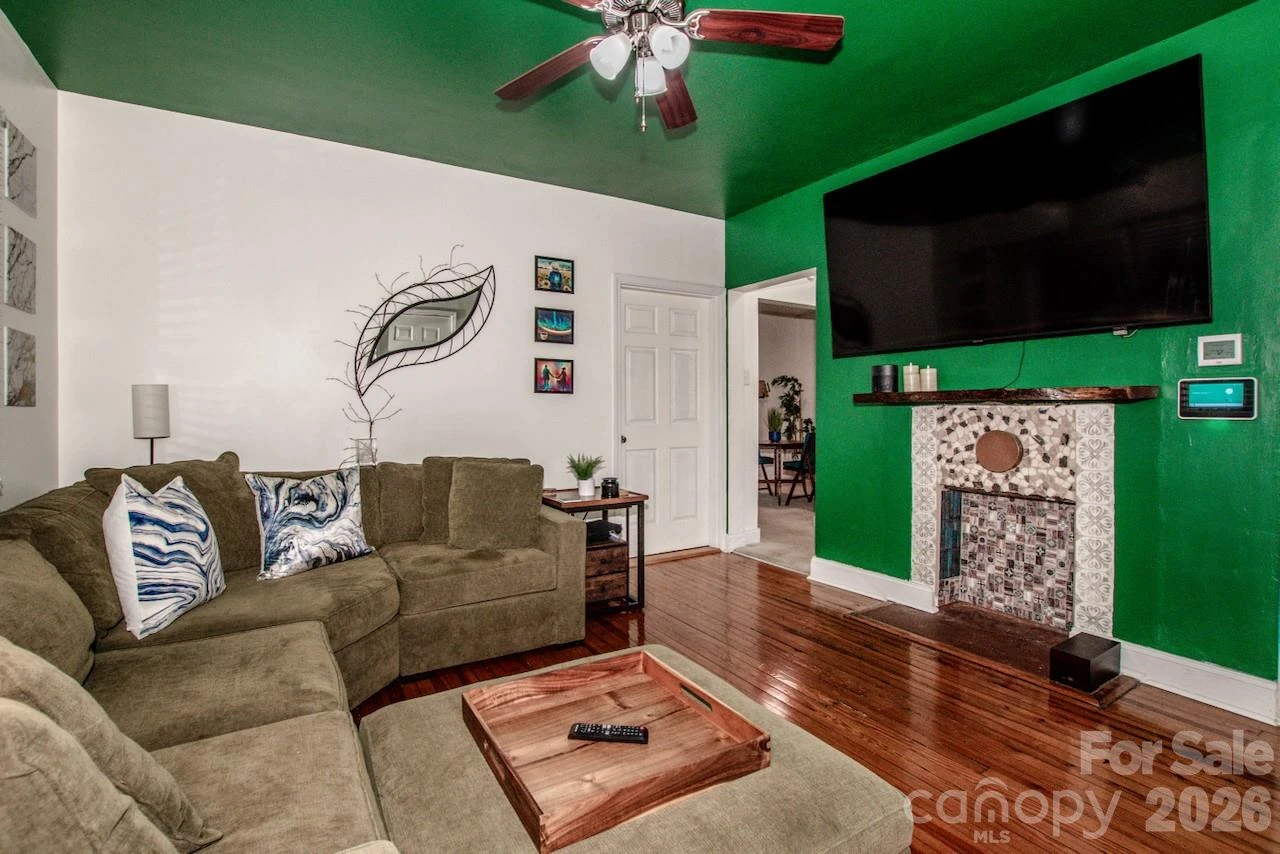 1204 Catawba Street - Photo 8
