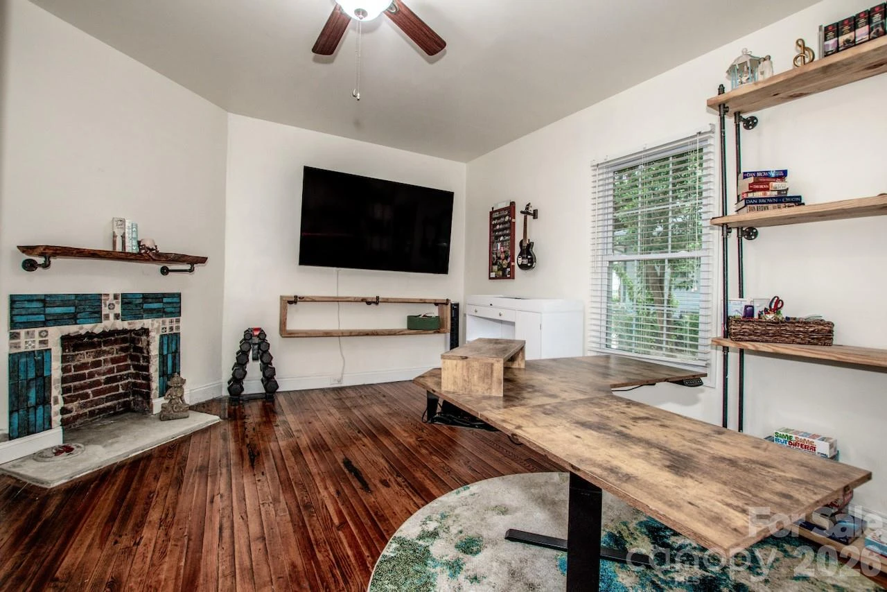 1204 Catawba Street - Photo 10
