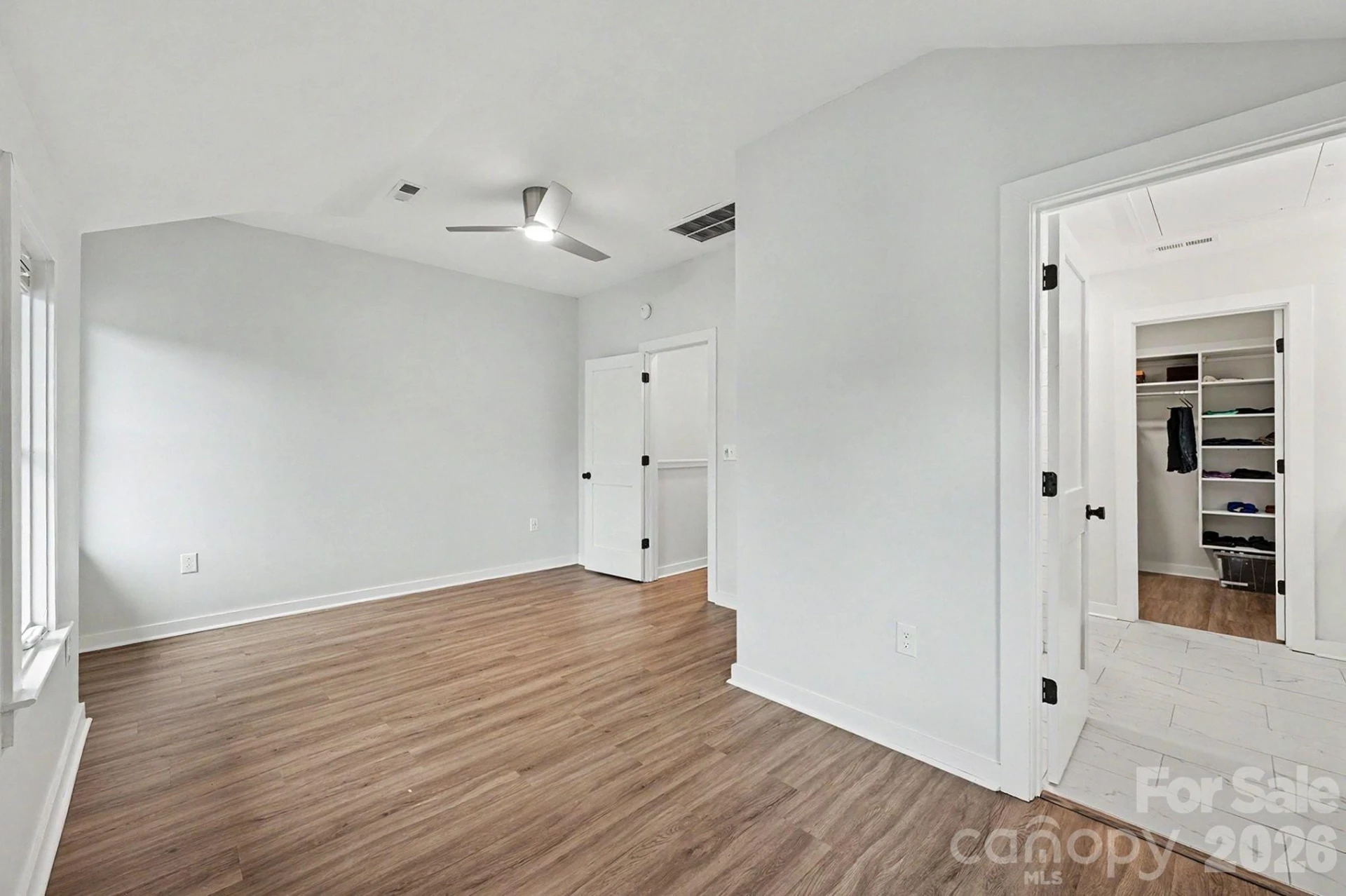 345 East Boulevard - Photo 24