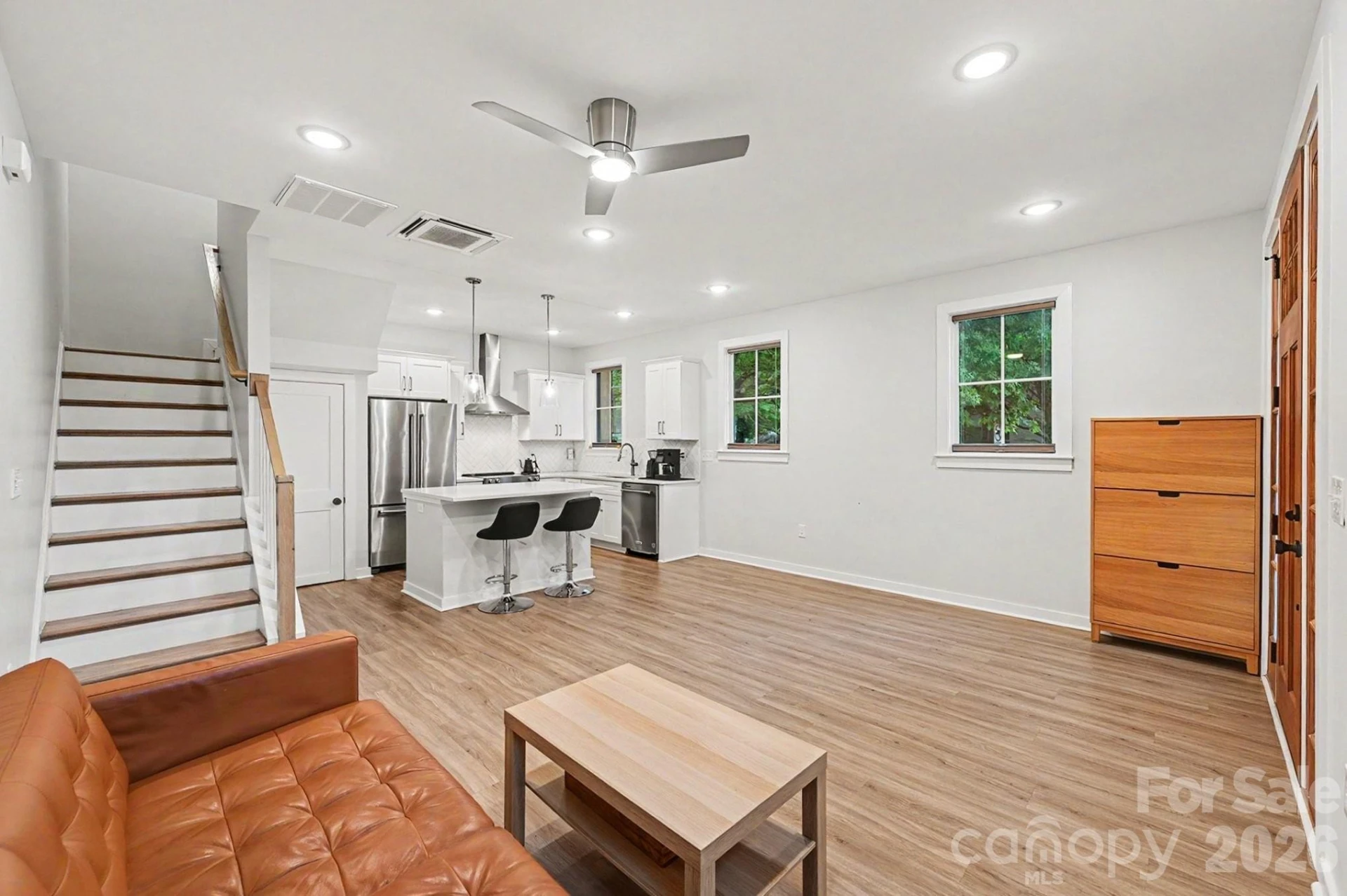 345 East Boulevard - Photo 9