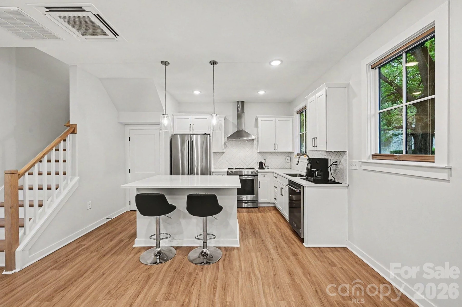 345 East Boulevard - Photo 10