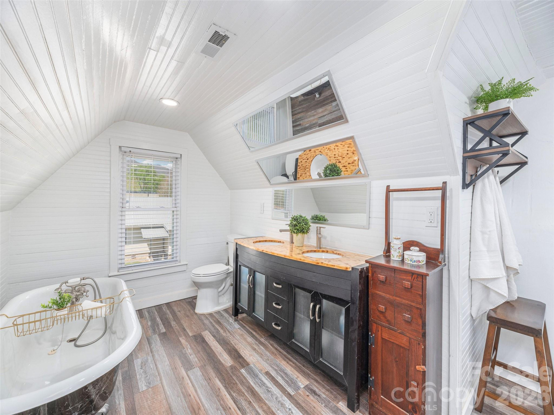 274 Charles Street - Photo 22