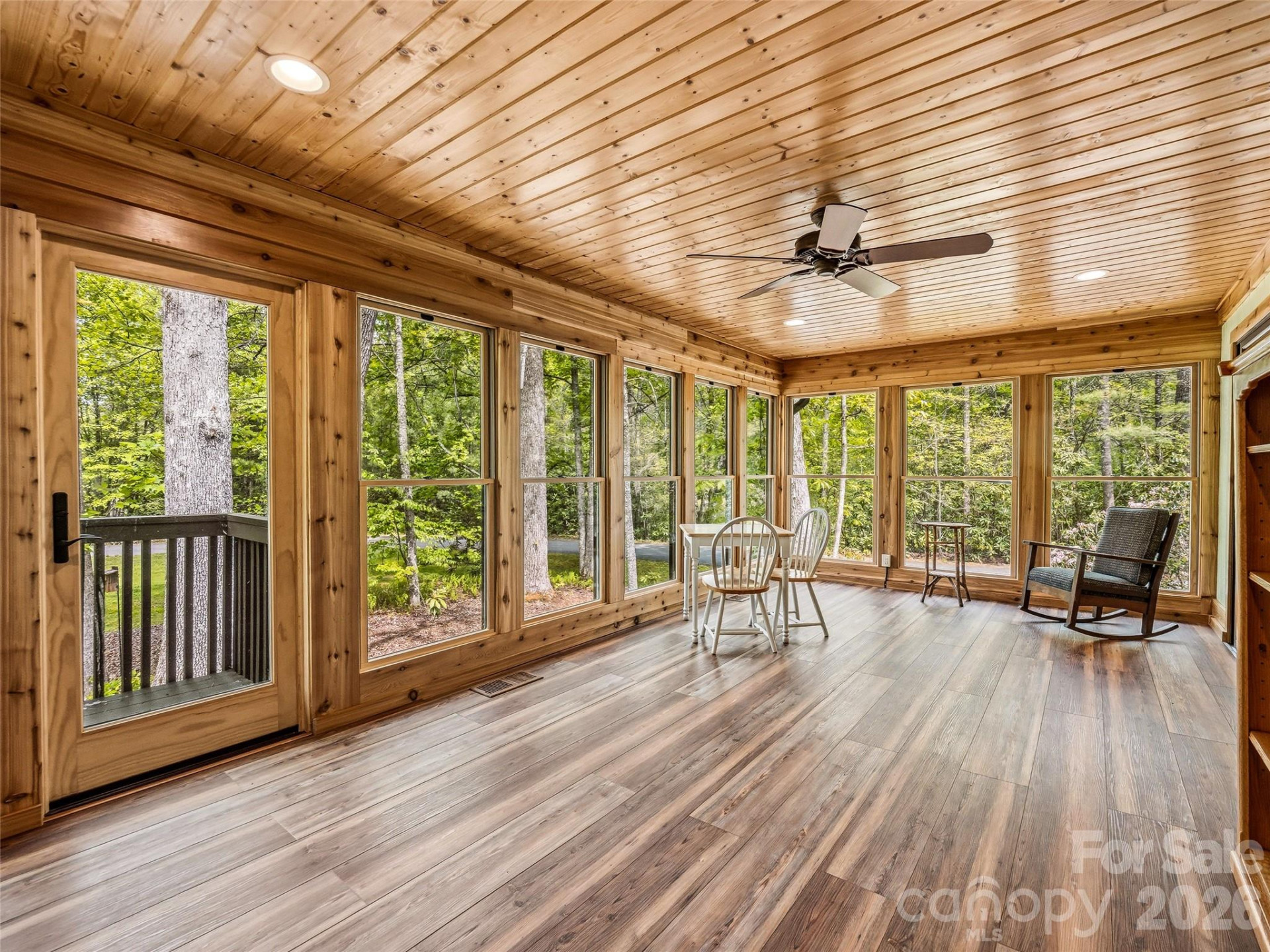 348 Surrey Lane - Photo 11