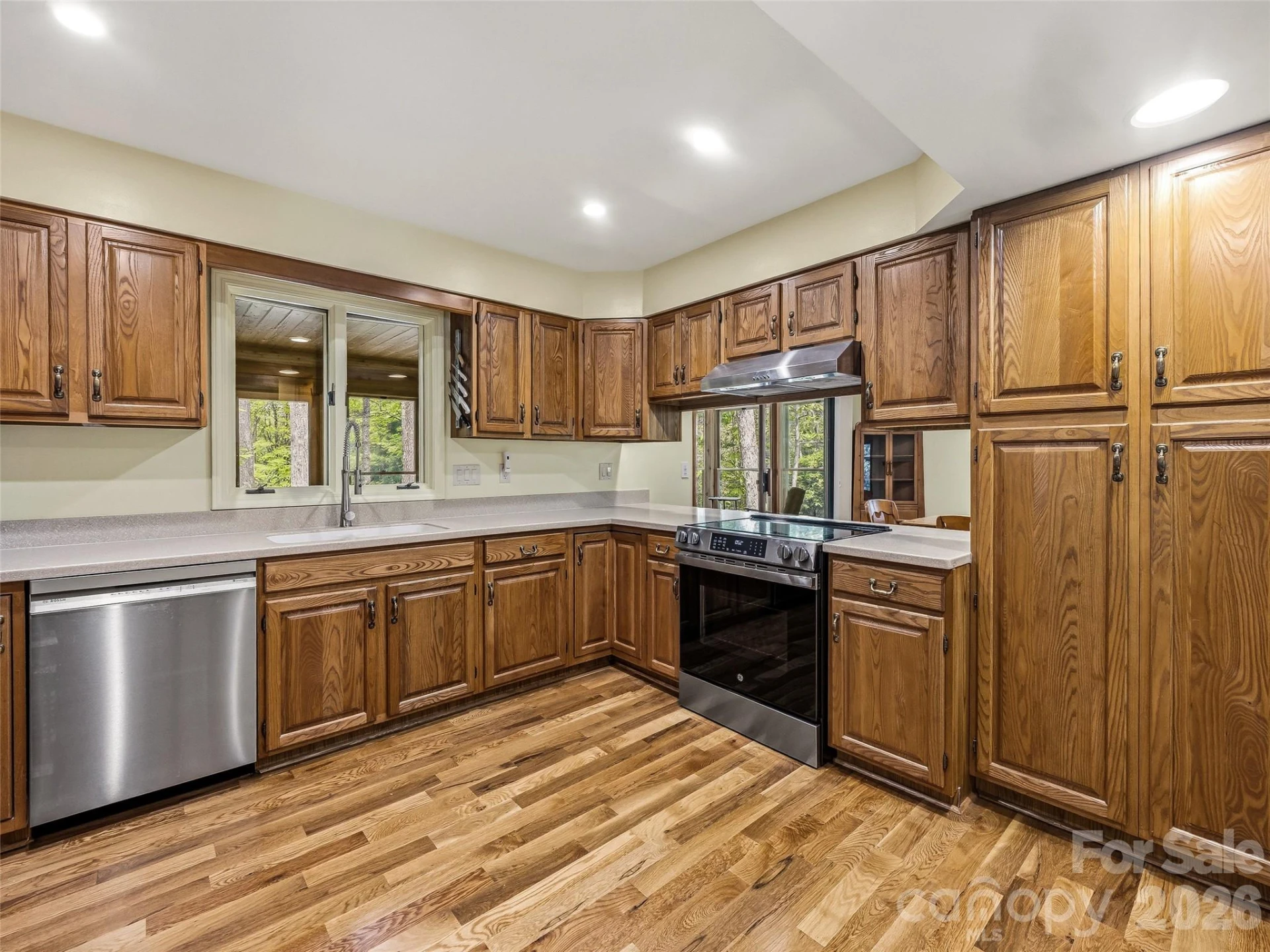 348 Surrey Lane - Photo 16