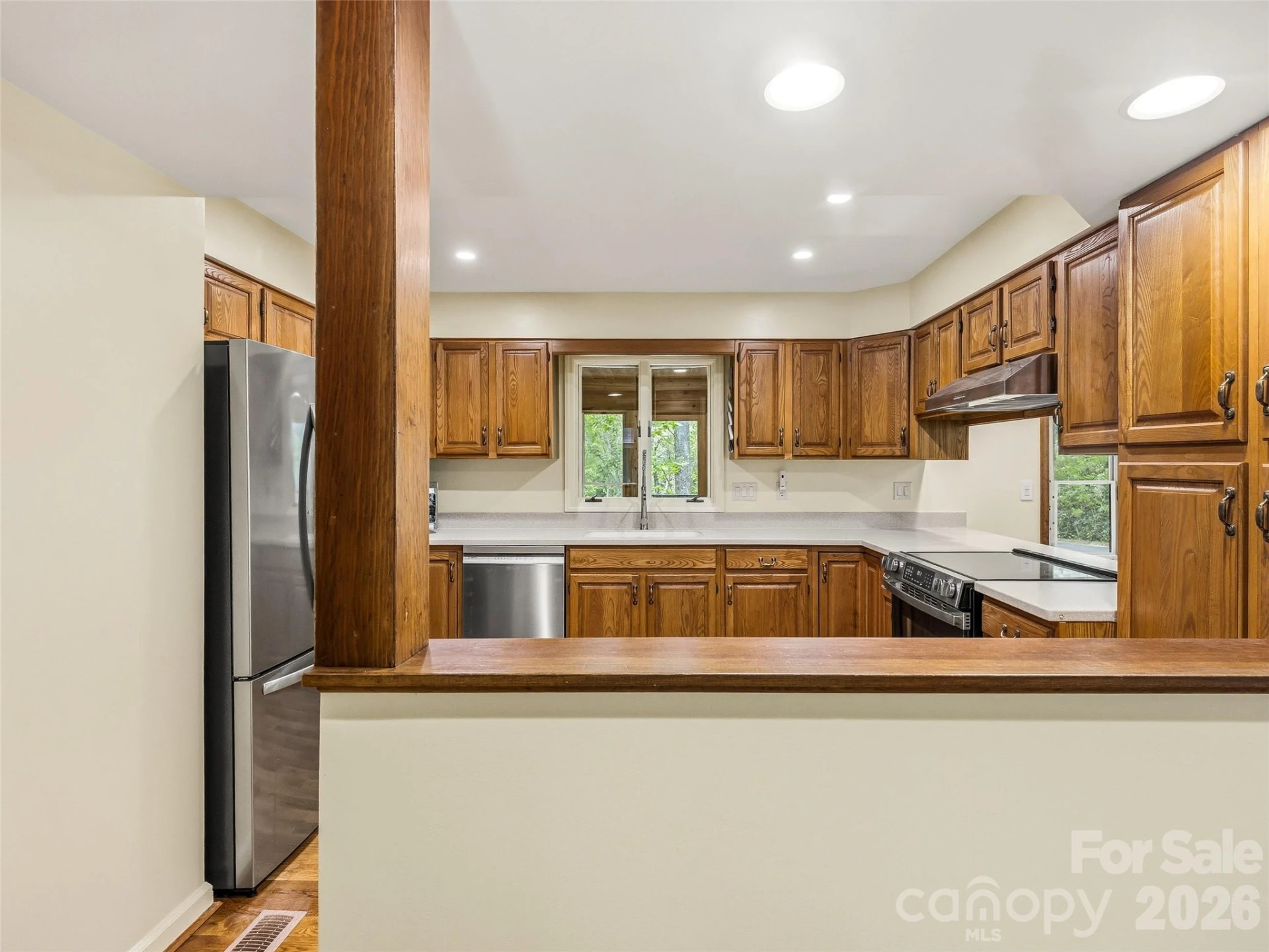 348 Surrey Lane - Photo 19