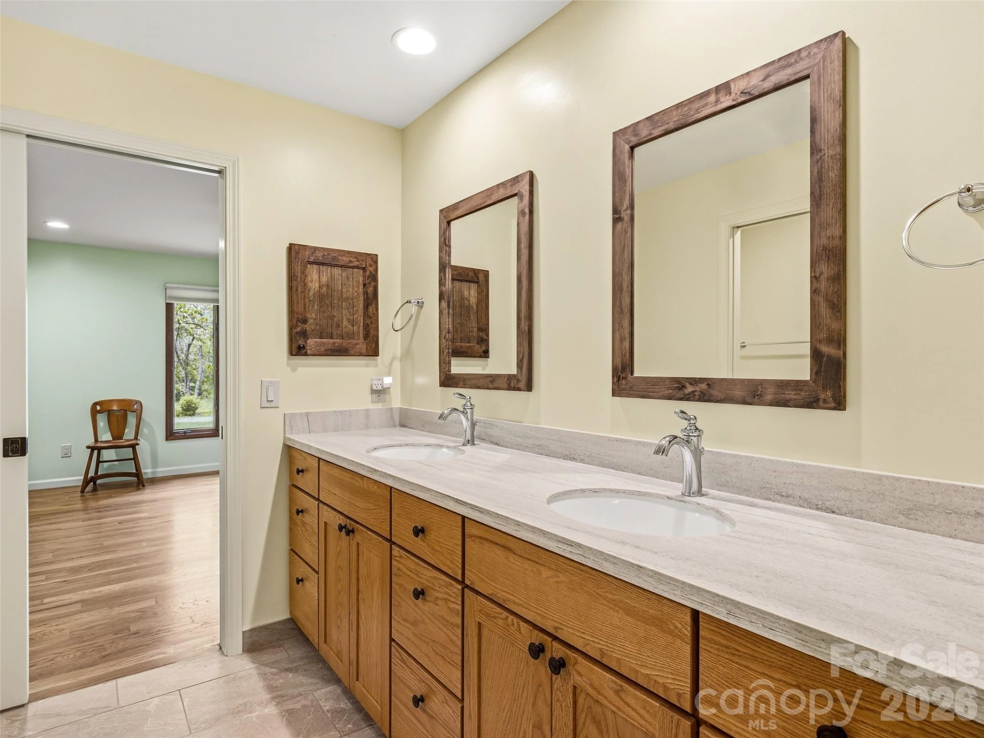 348 Surrey Lane - Photo 22