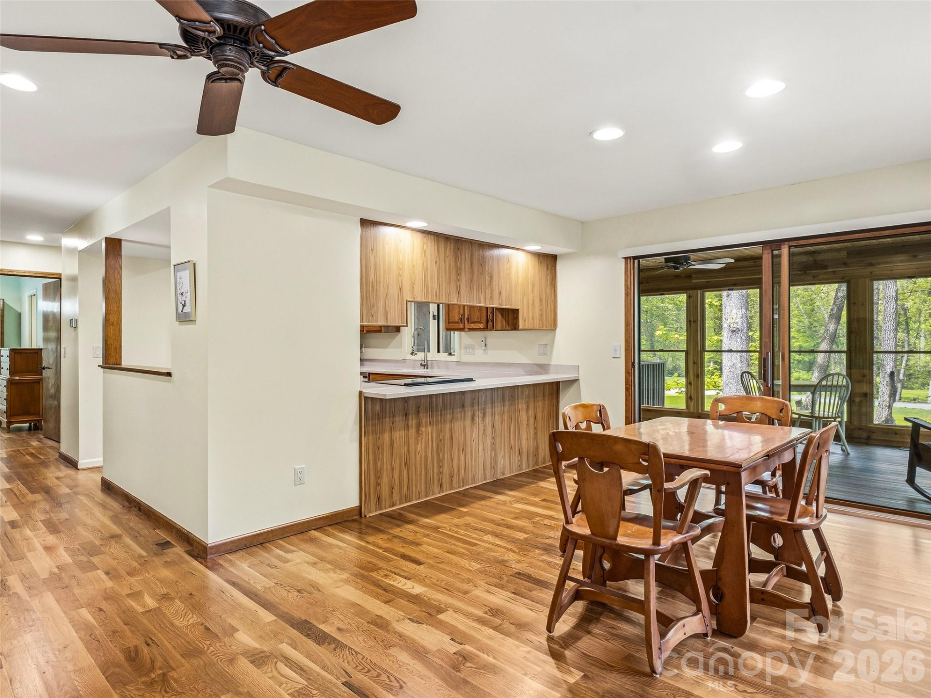 348 Surrey Lane - Photo 9