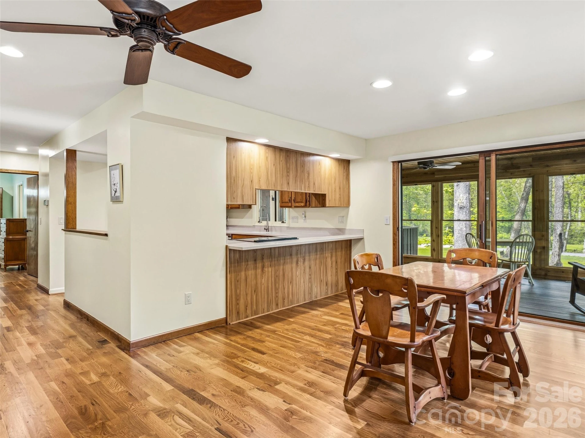 348 Surrey Lane - Photo 9