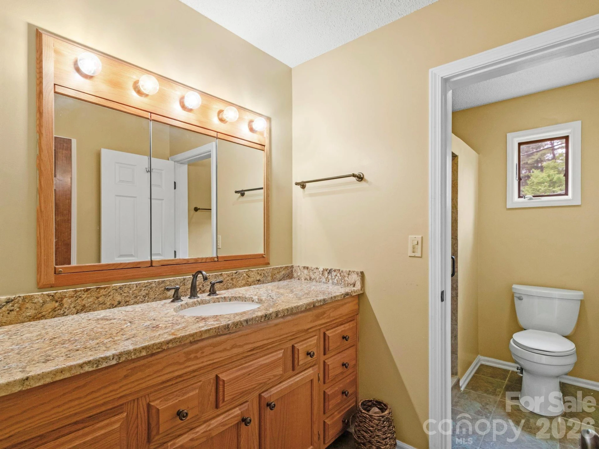 317 Robertson Street - Photo 34