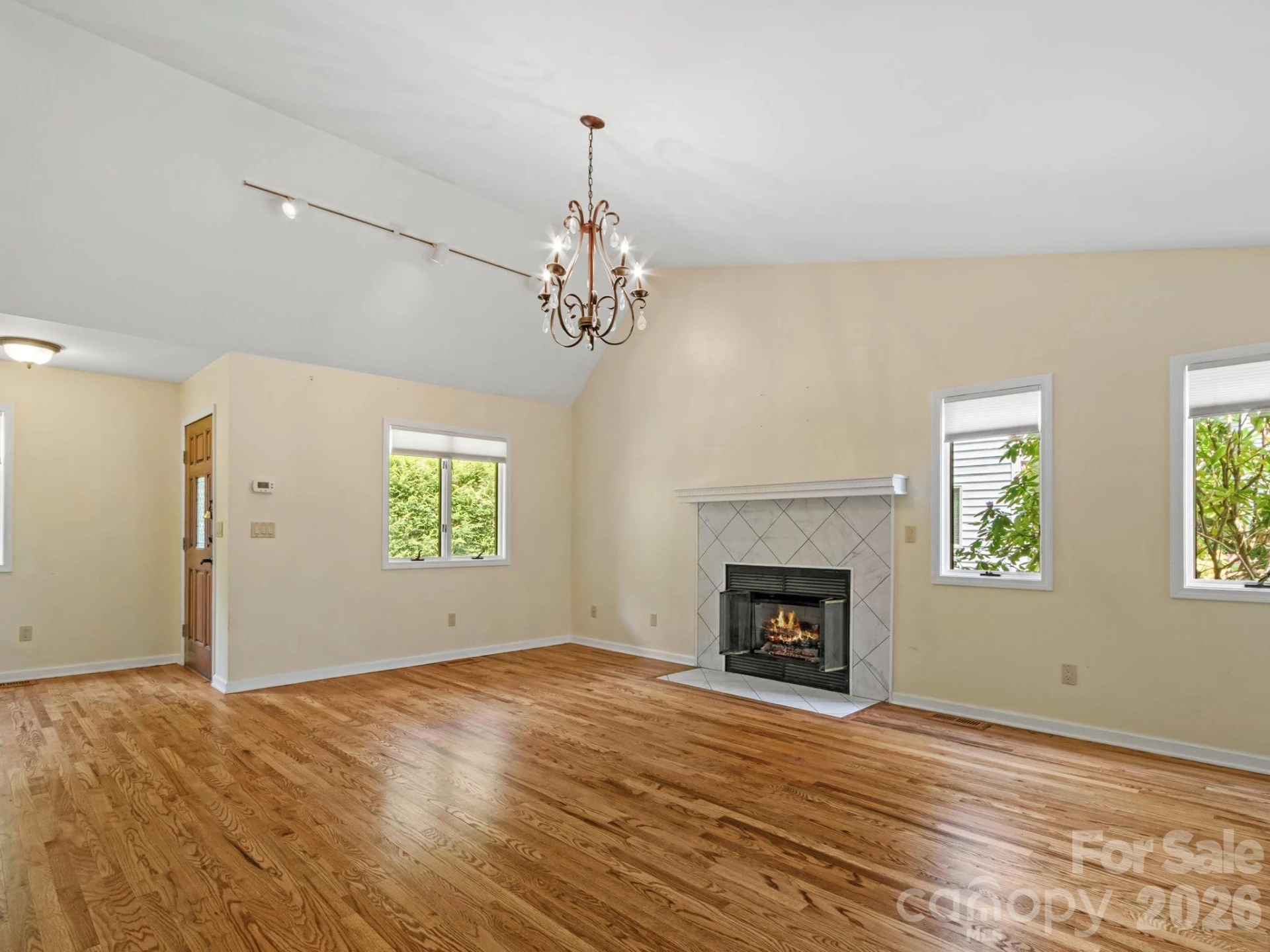 317 Robertson Street - Photo 7