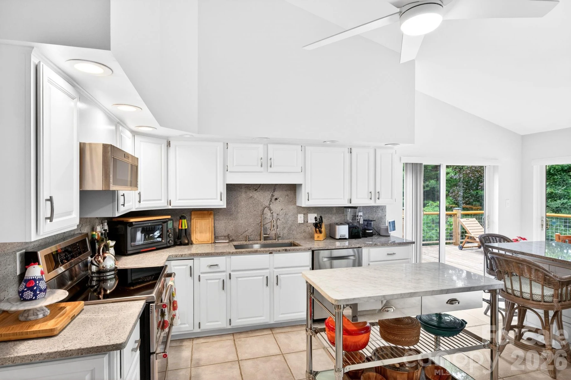 153 Skyview Circle - Photo 7