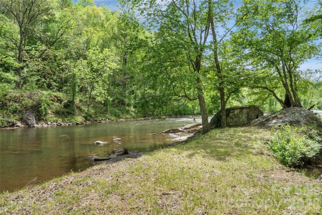 788 Cowee Tunnel Road, Sylva, NC, 28779