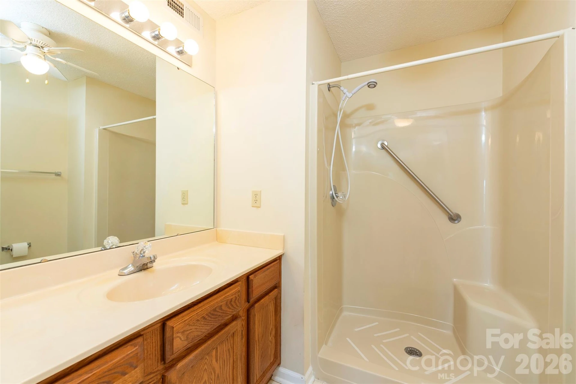 4805 Breakers Lane - Photo 14