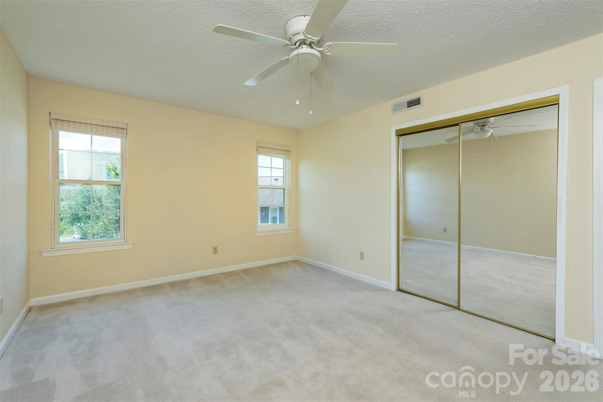 4805 Breakers Lane - Photo 16