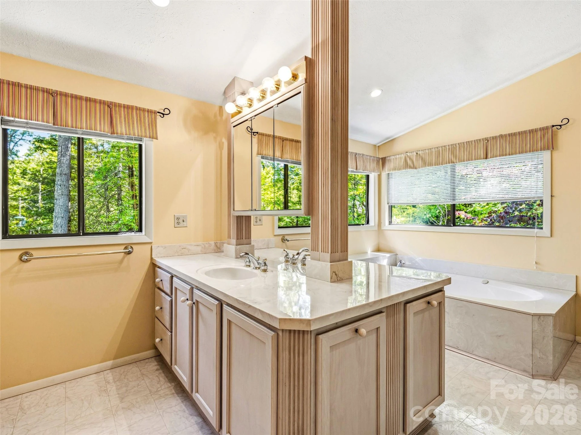 33 Southerland Road - Photo 16