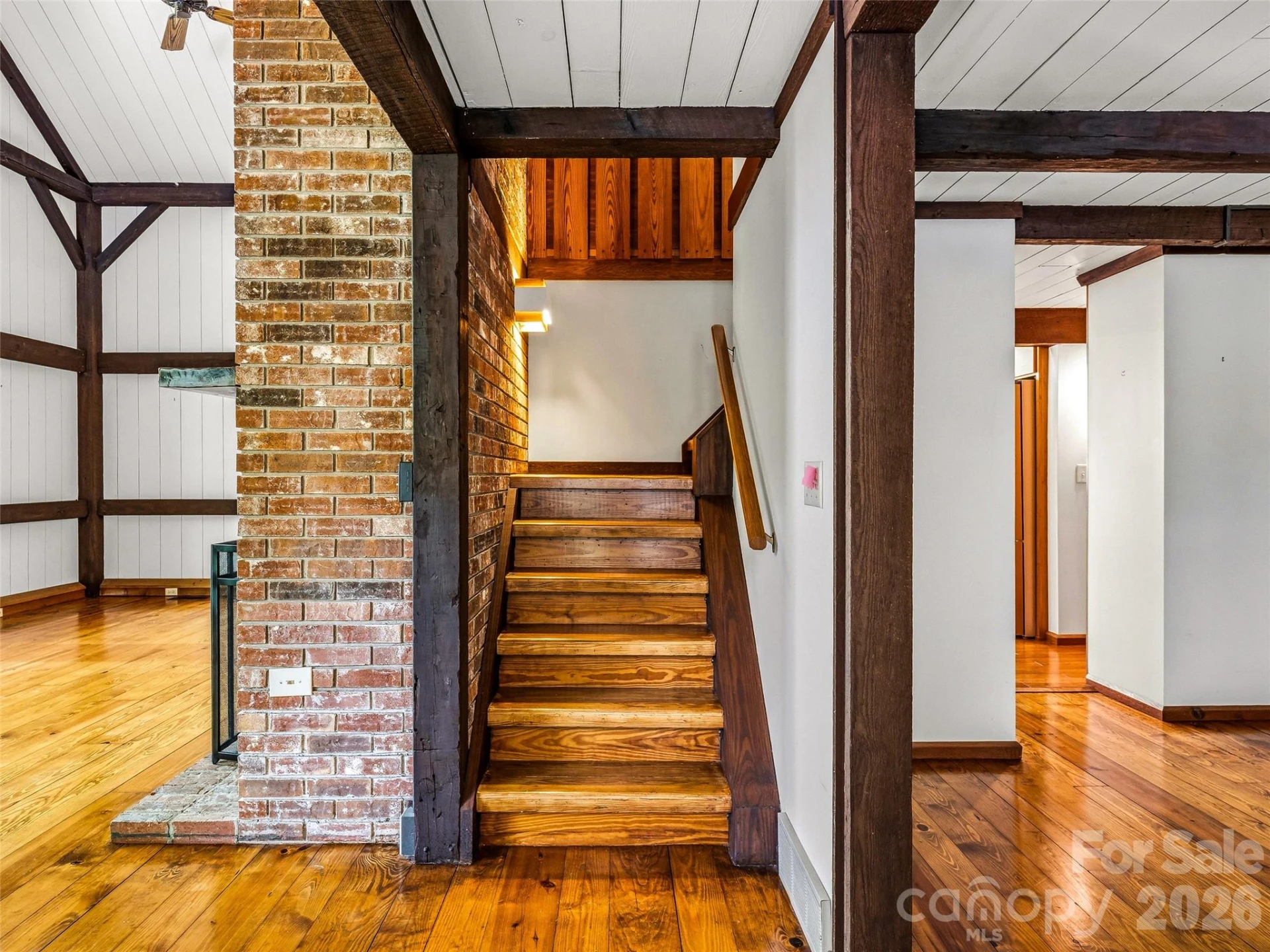 33 Southerland Road - Photo 17