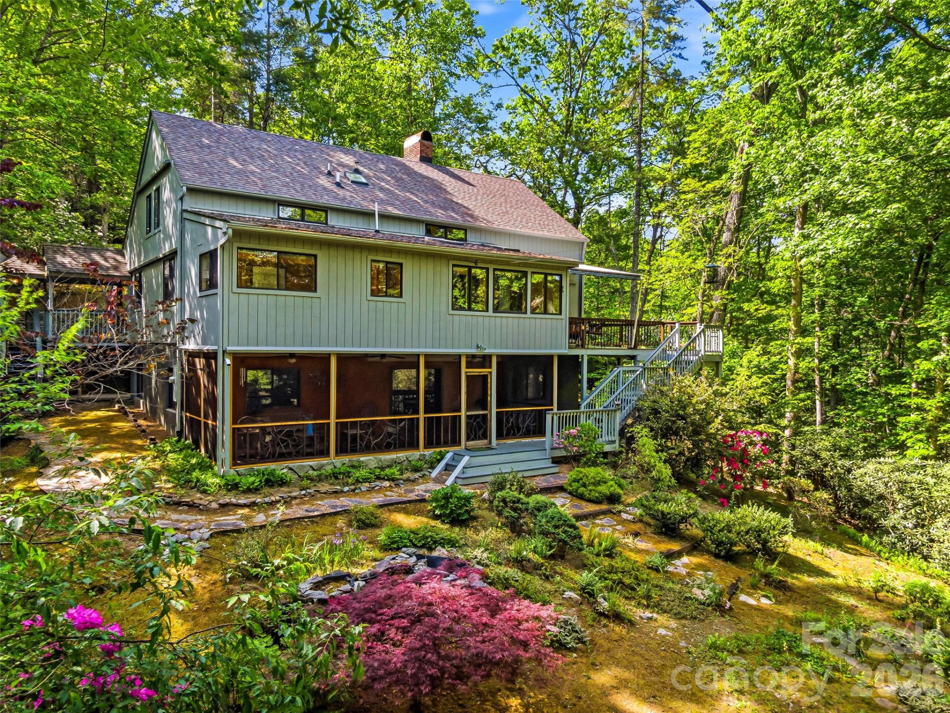 33 Southerland Road - Photo 3
