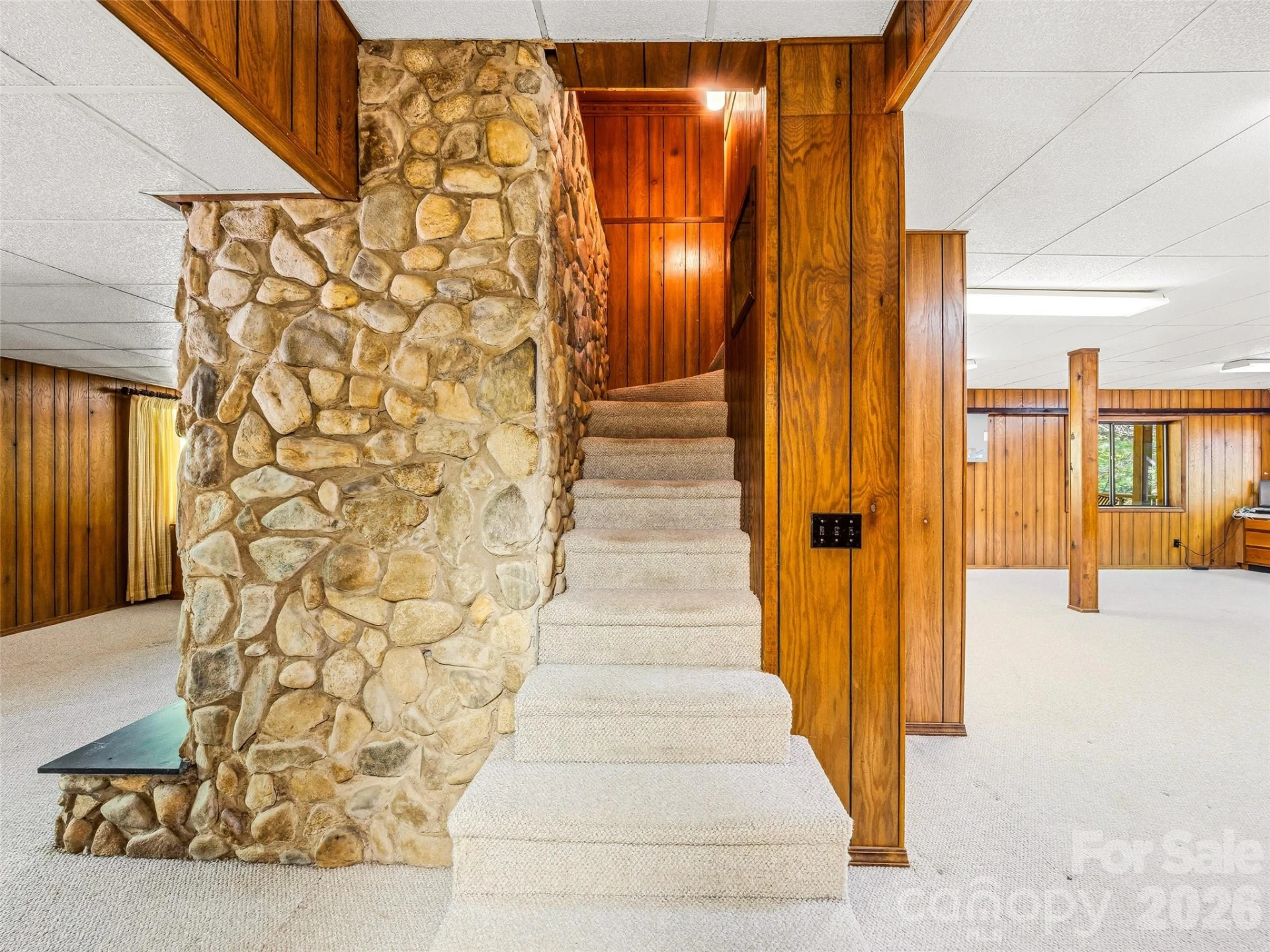 33 Southerland Road - Photo 24