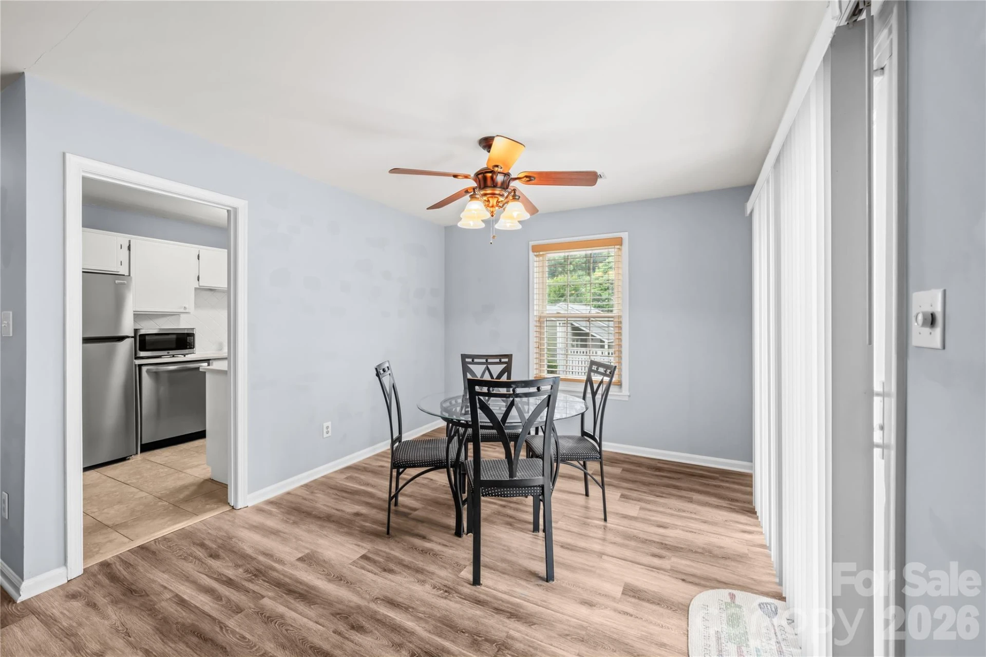 8521 Castle Pine Court - Photo 8
